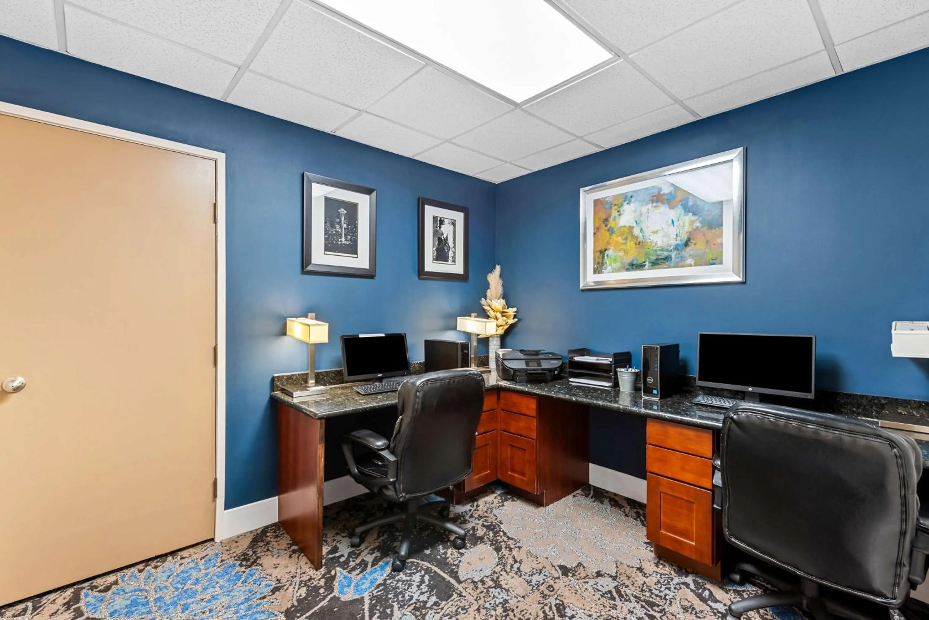 Business facilities in Best Western Cascadia Inn