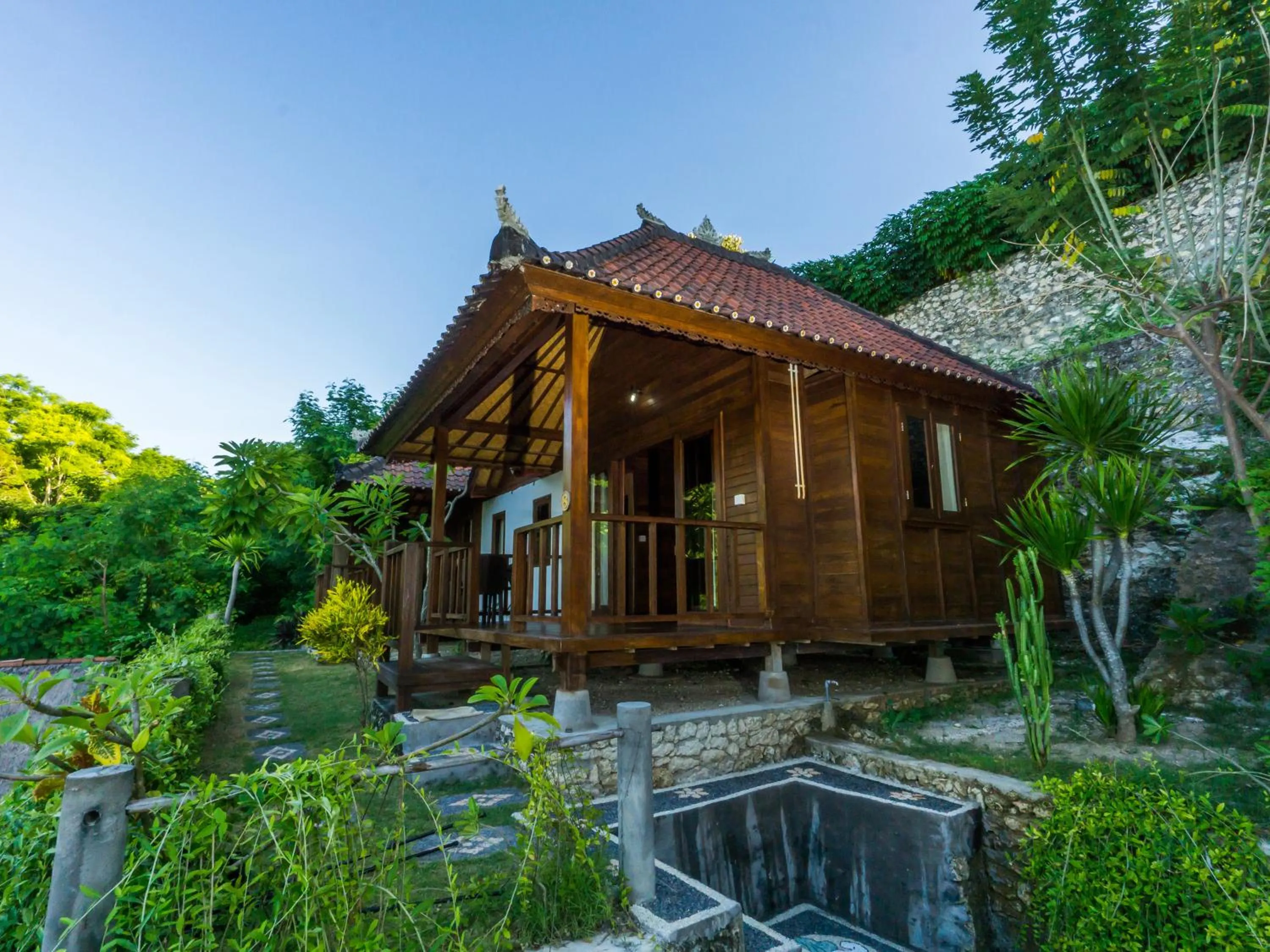 Photo of the whole room in Song Lambung Beach Huts