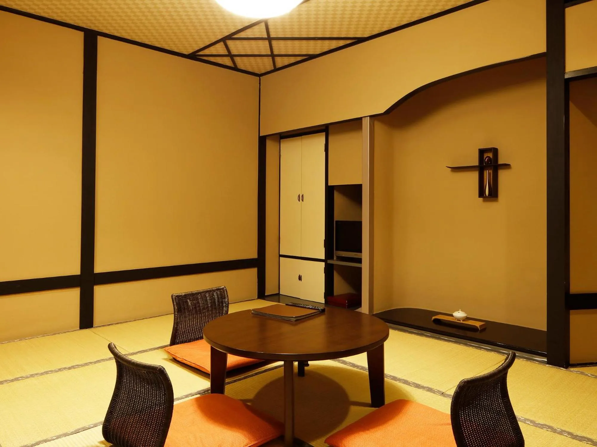 Photo of the whole room in Hana to Hana