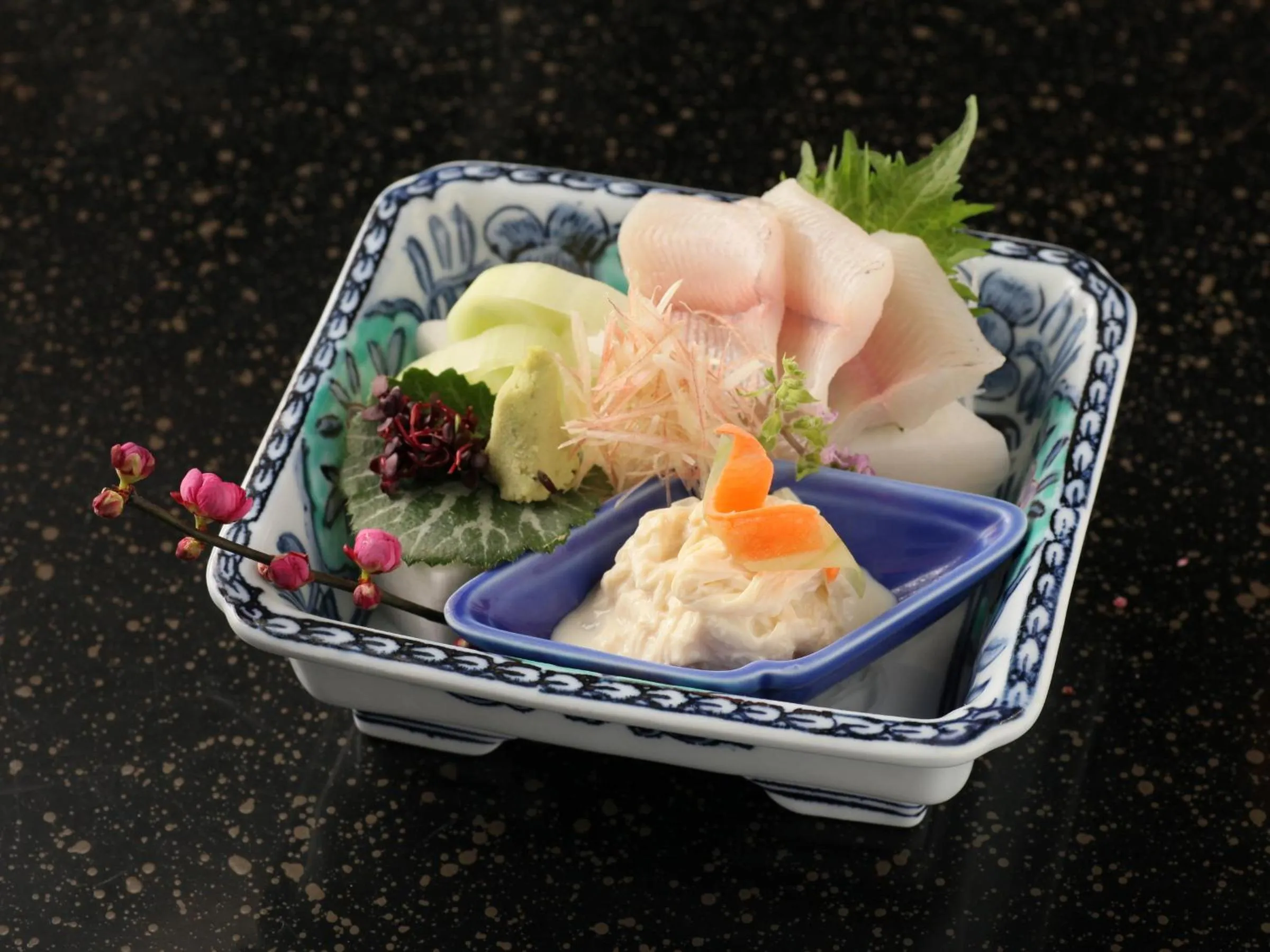 Food close-up in Hana to Hana