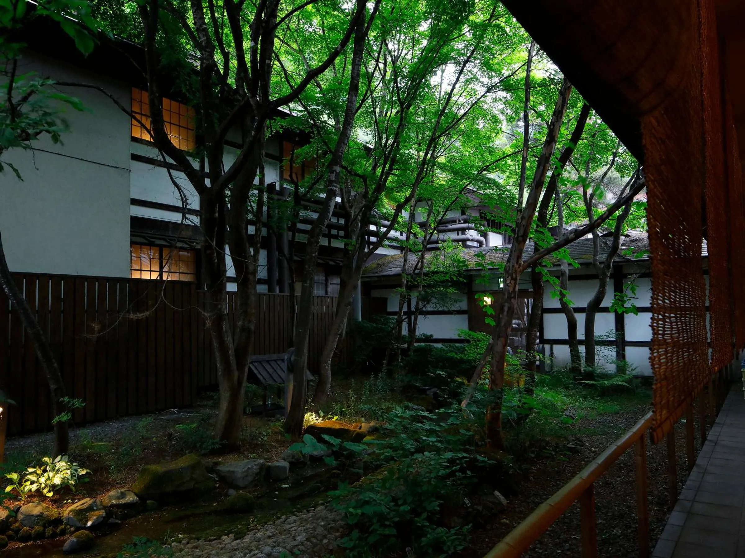 Area and facilities in Hana to Hana