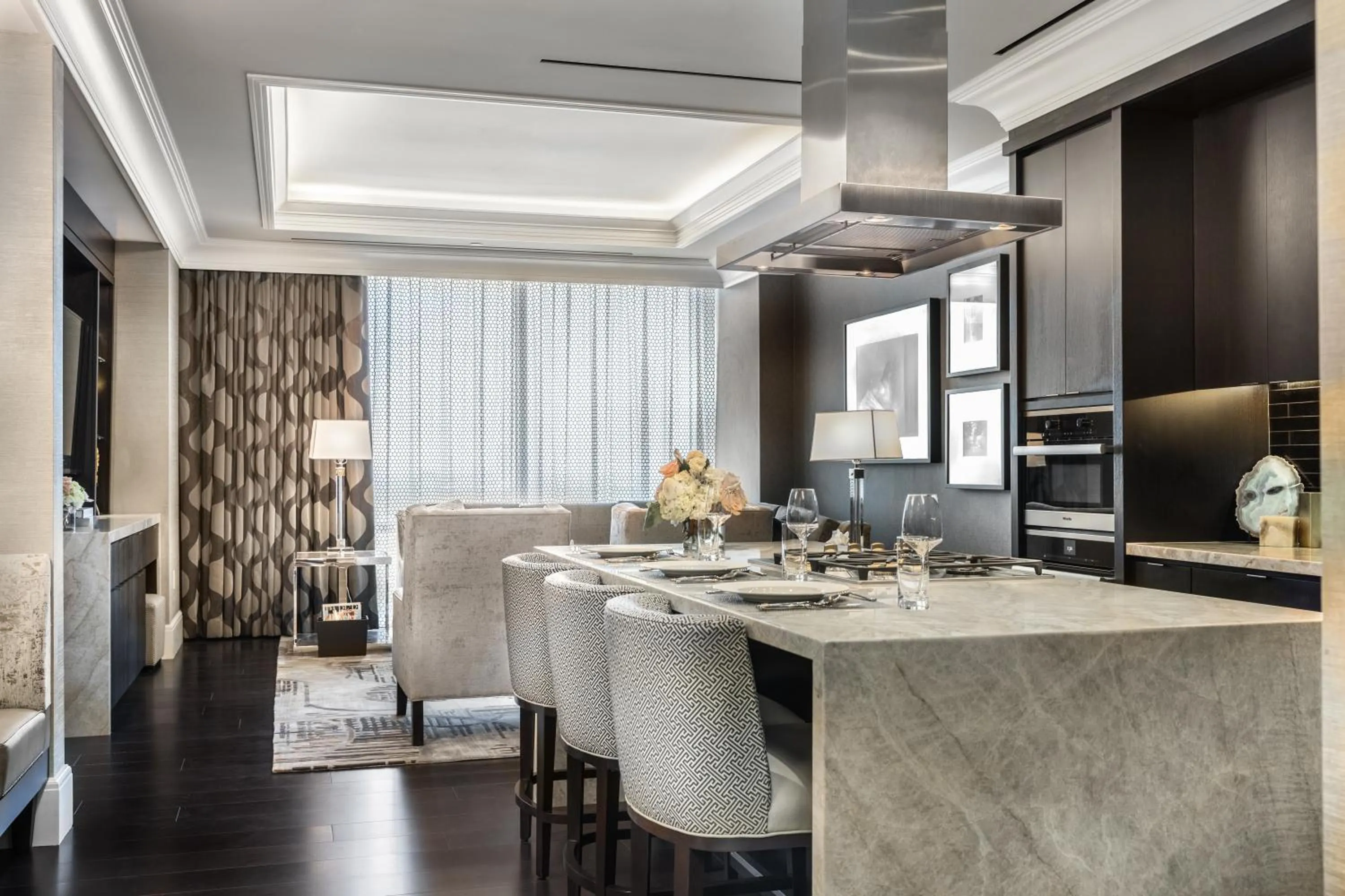 One-Bedroom Suite in The Post Oak Hotel at Uptown Houston