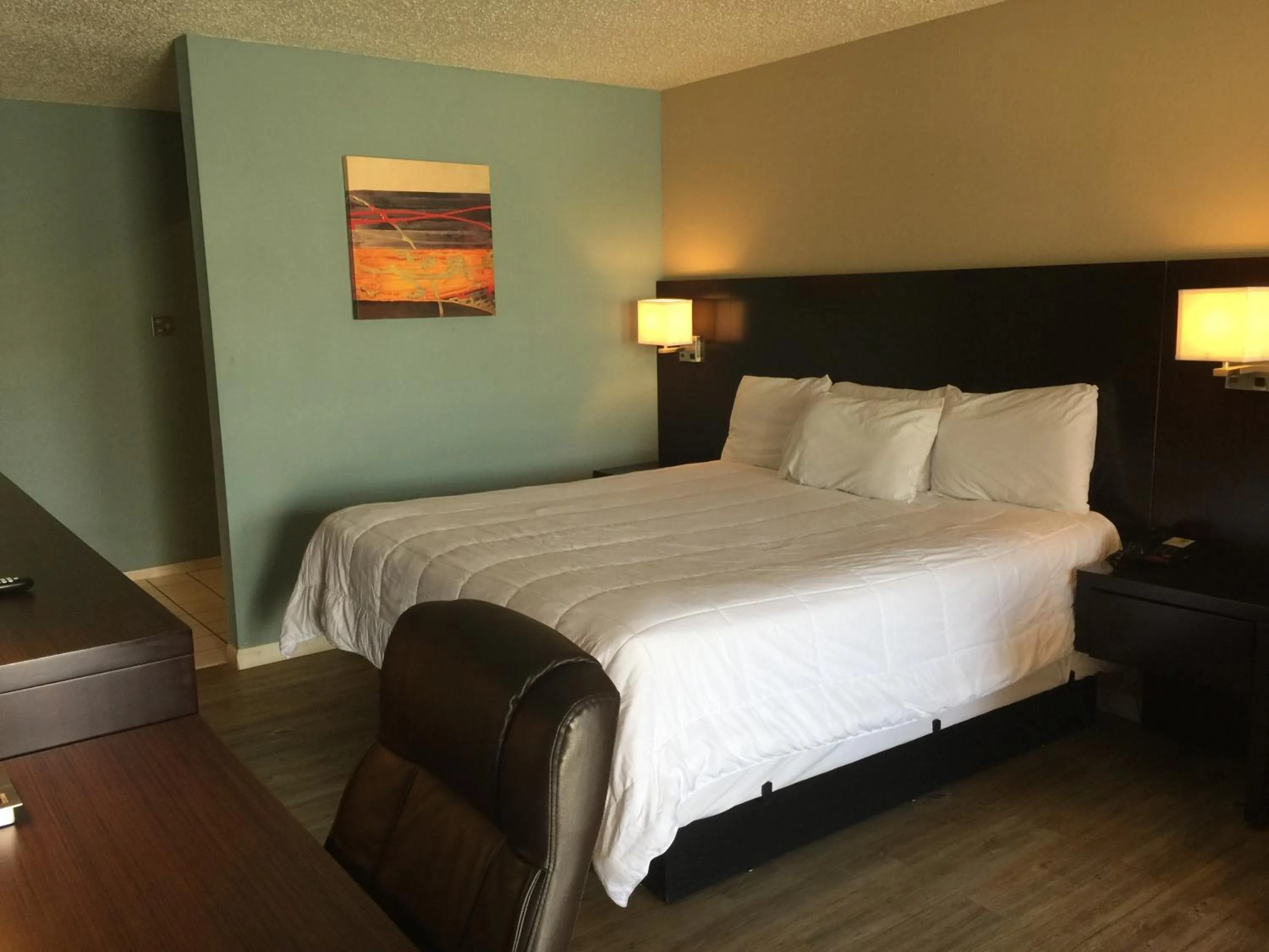 Bedroom, Bed in Inn of the Conchos
