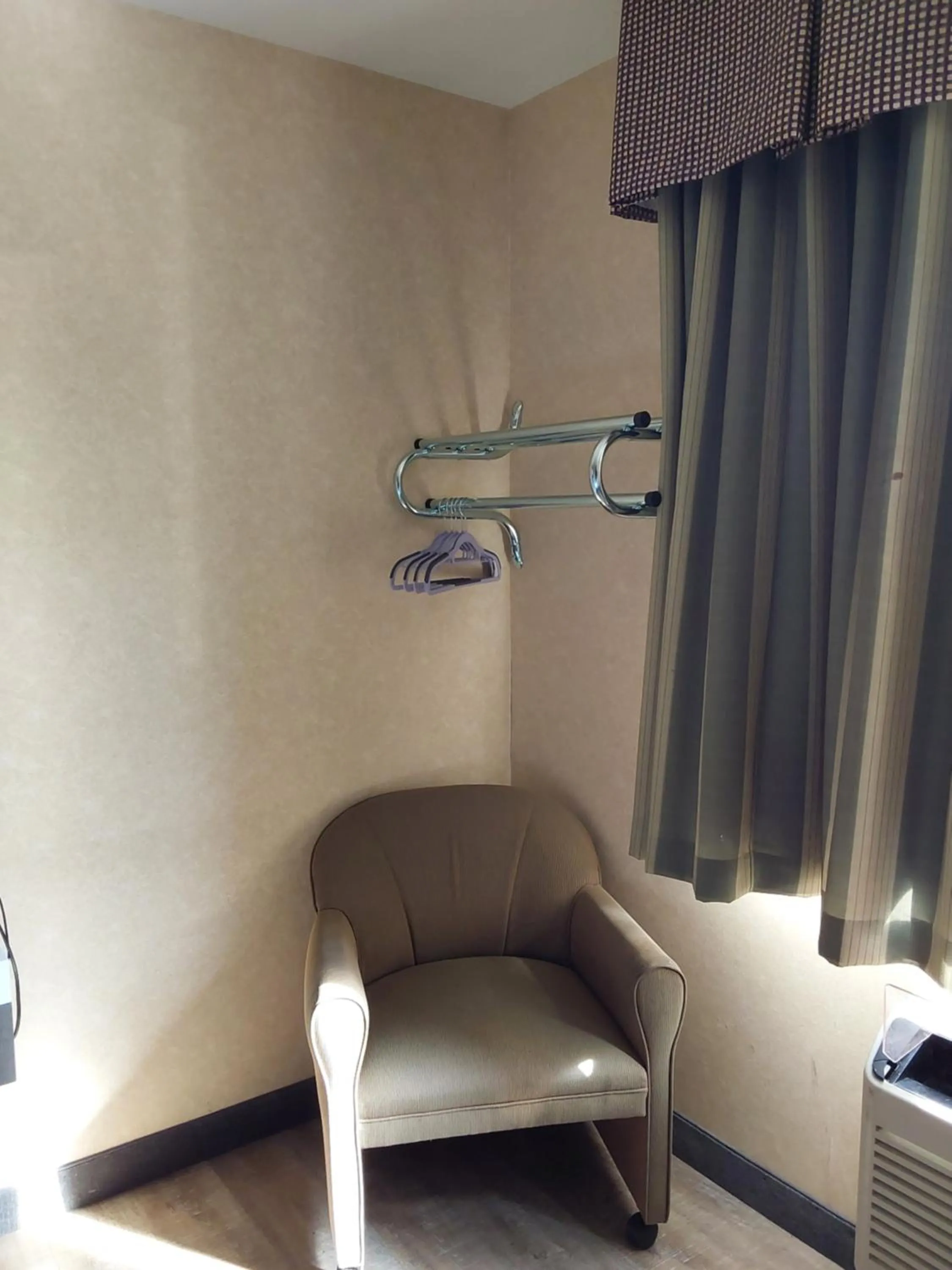 wardrobe in Lavissh inn and Suites