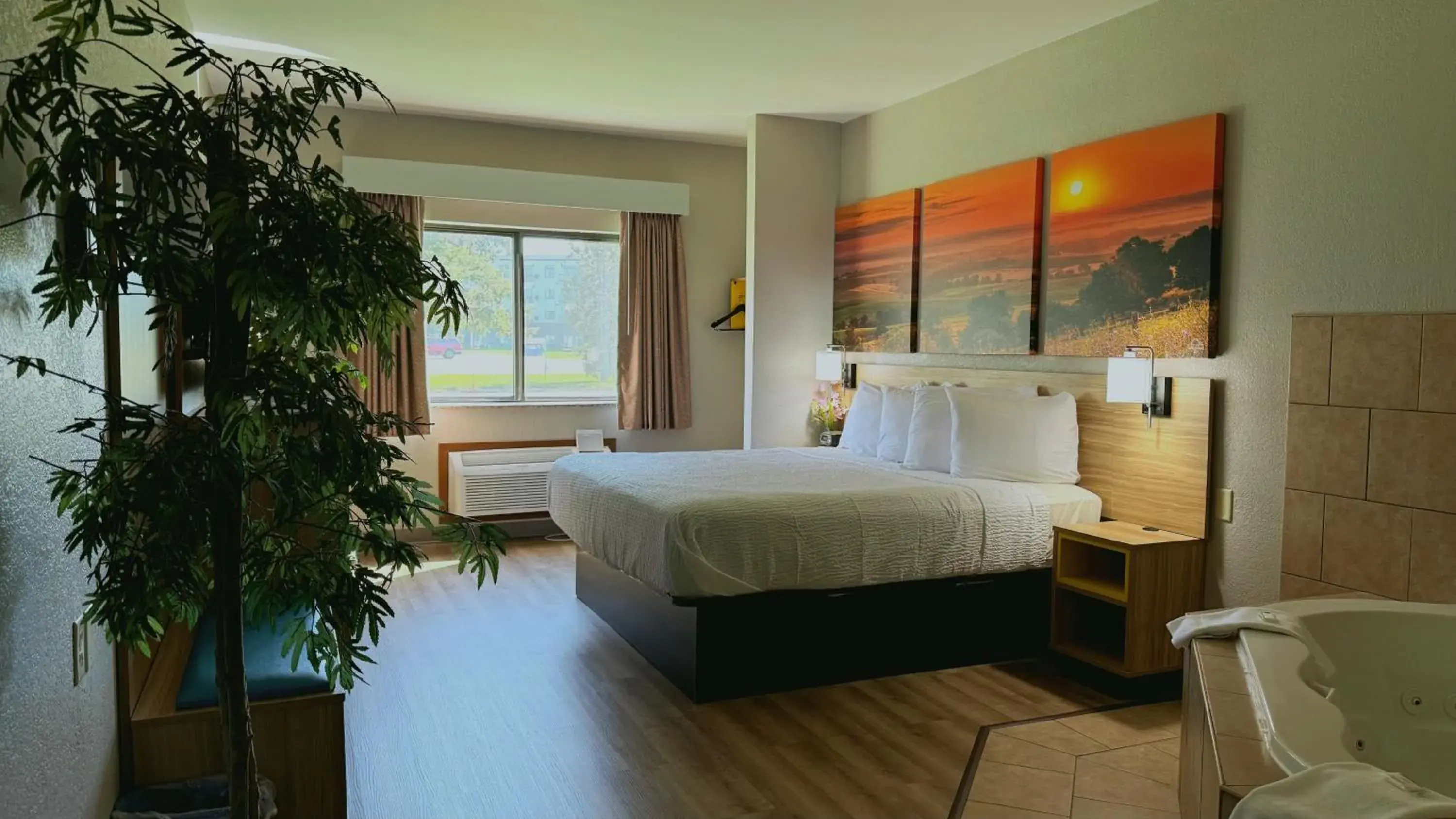 Spa and wellness centre/facilities, Bed in Days Inn by Wyndham Mankato Spa and wellness centre/facilities, Bed in Days Inn by Wyndham Mankato