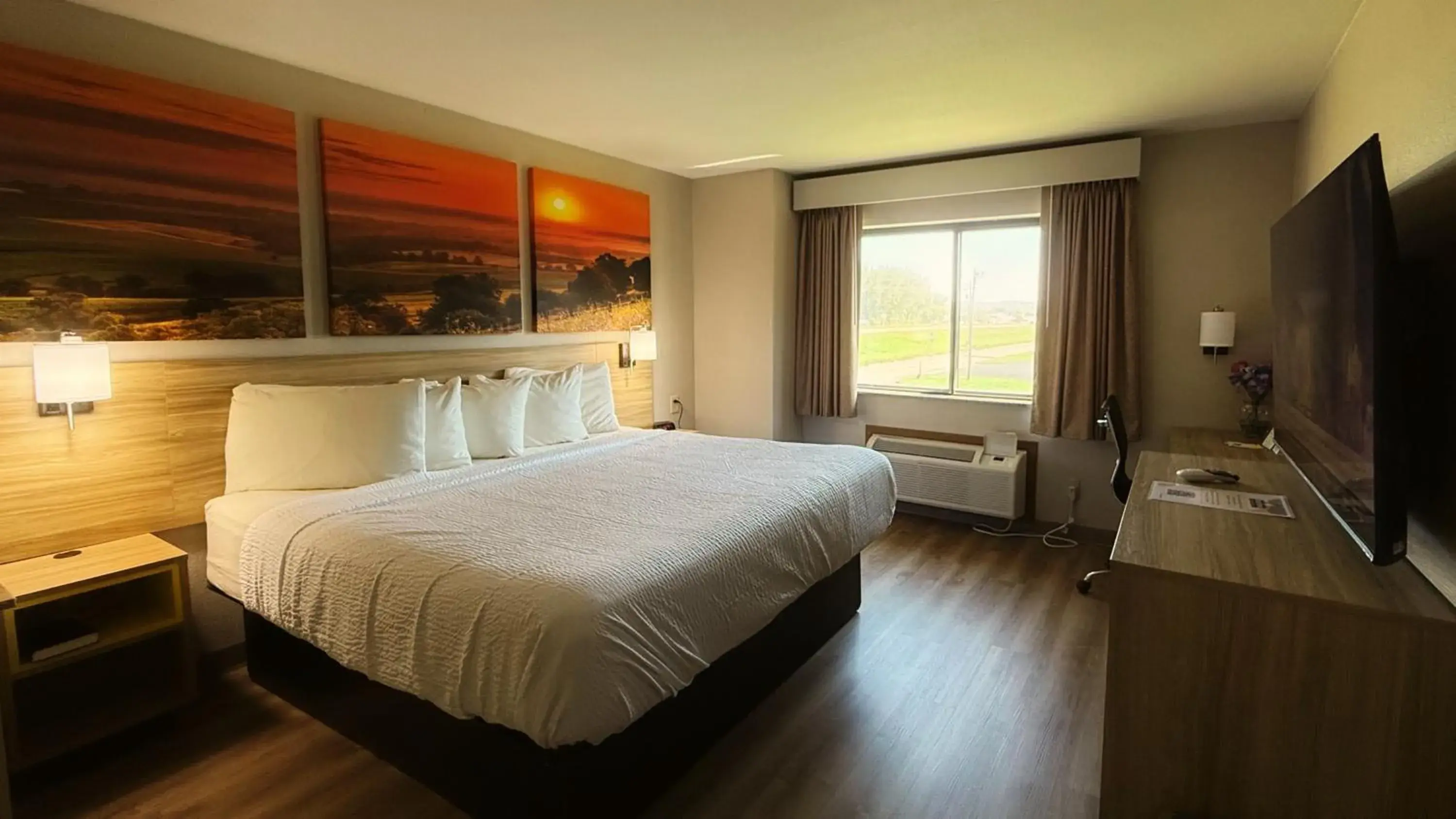 King Studio Suite - Non-Smoking in Days Inn by Wyndham Mankato King Studio Suite - Non-Smoking in Days Inn by Wyndham Mankato