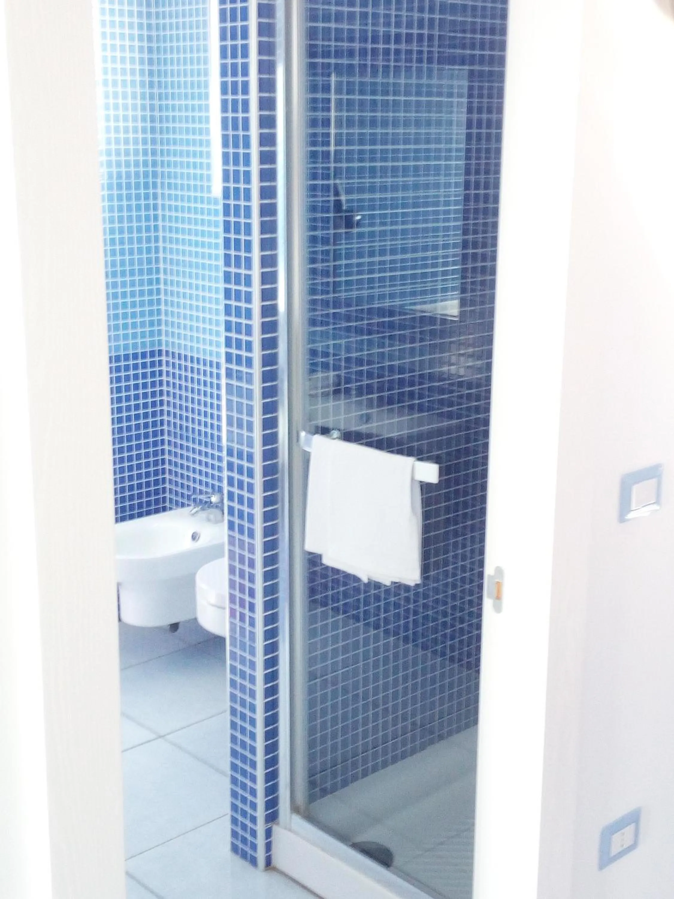 Shower in B&B Conca del Faro