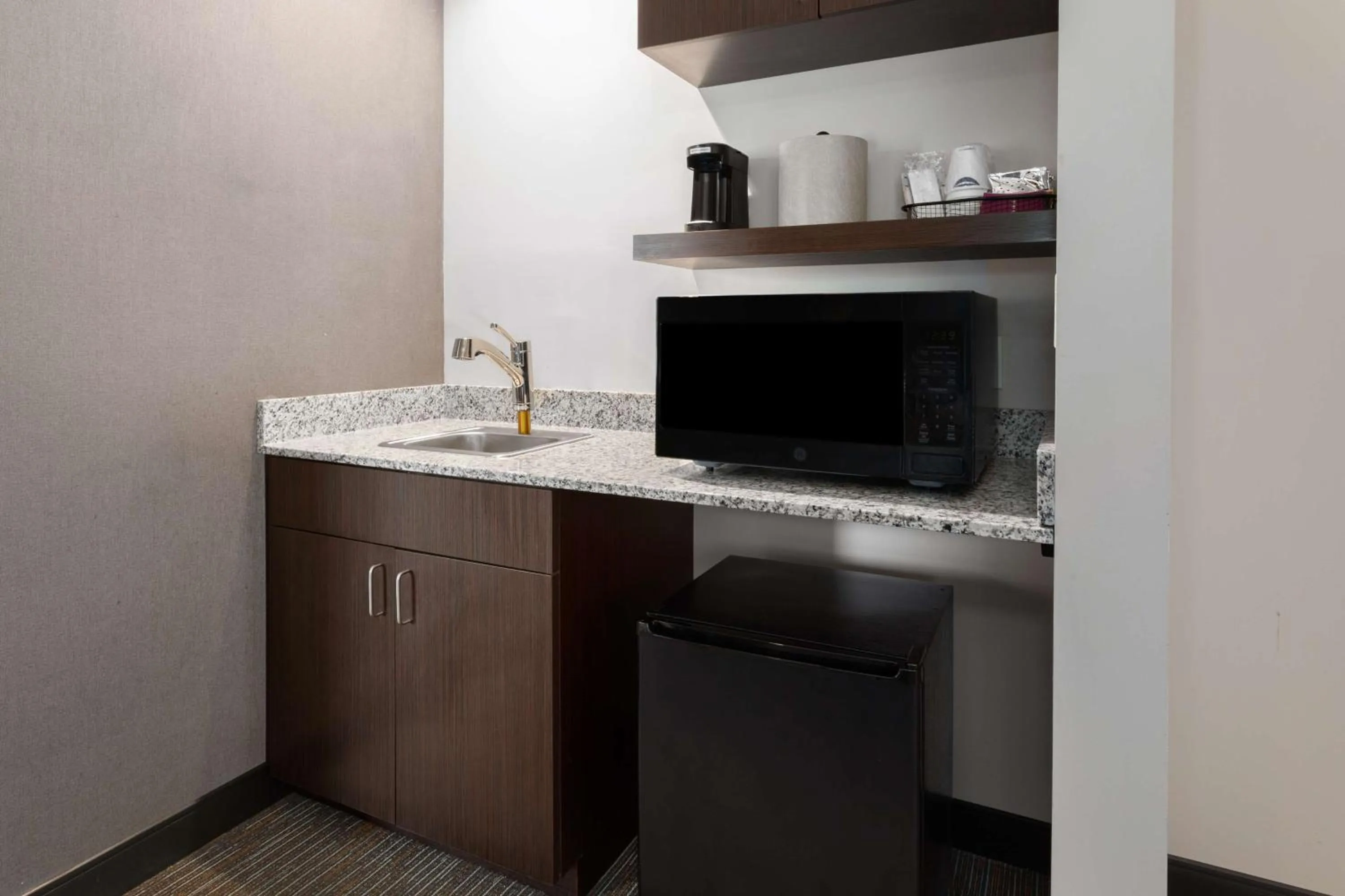 Photo of the whole room in Hampton Inn by Hilton Nashville Airport Century Place