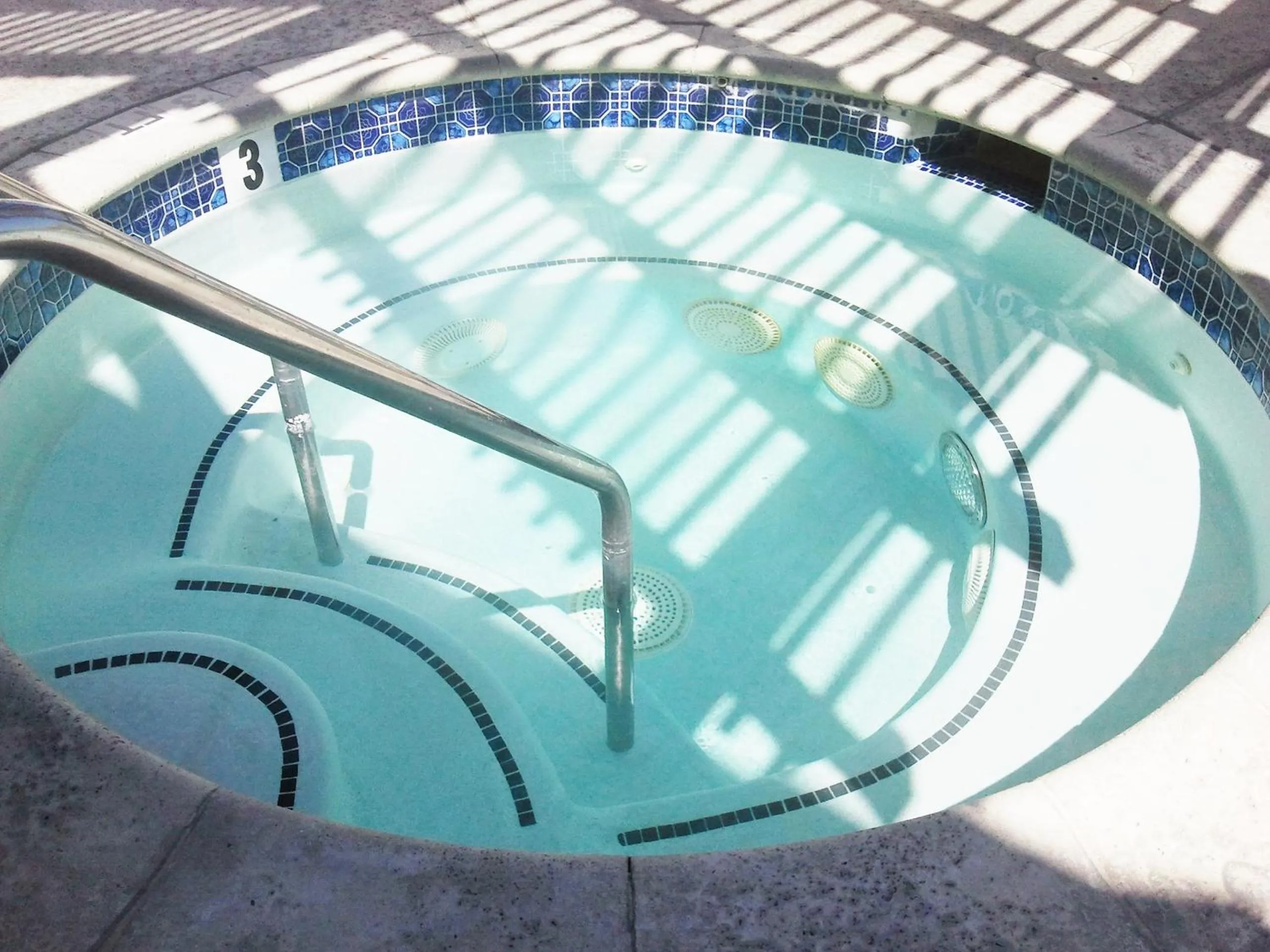Swimming pool in Super 8 by Wyndham Santa Clarita/Valencia