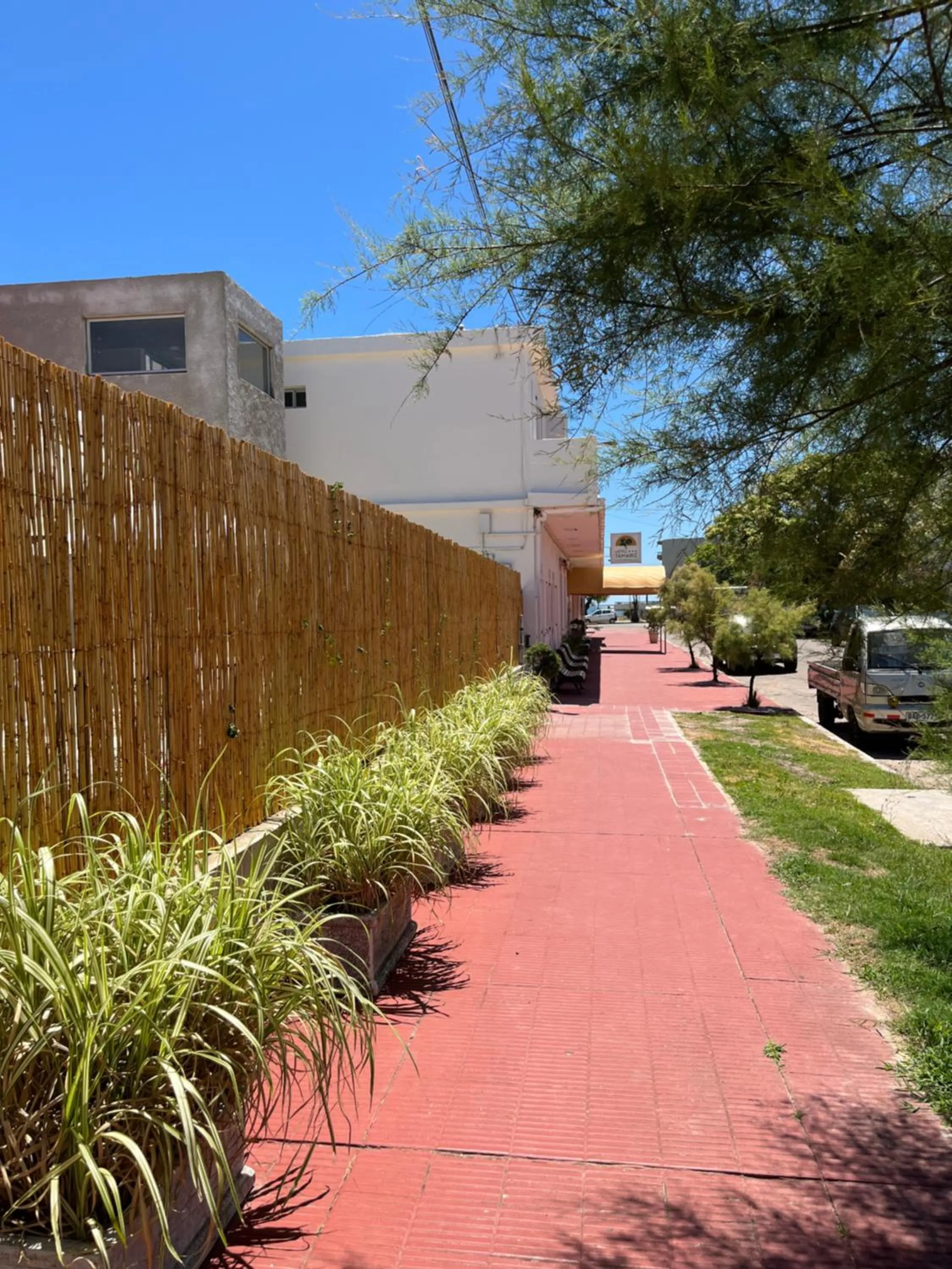 Facade/entrance in Hotel Tamariz