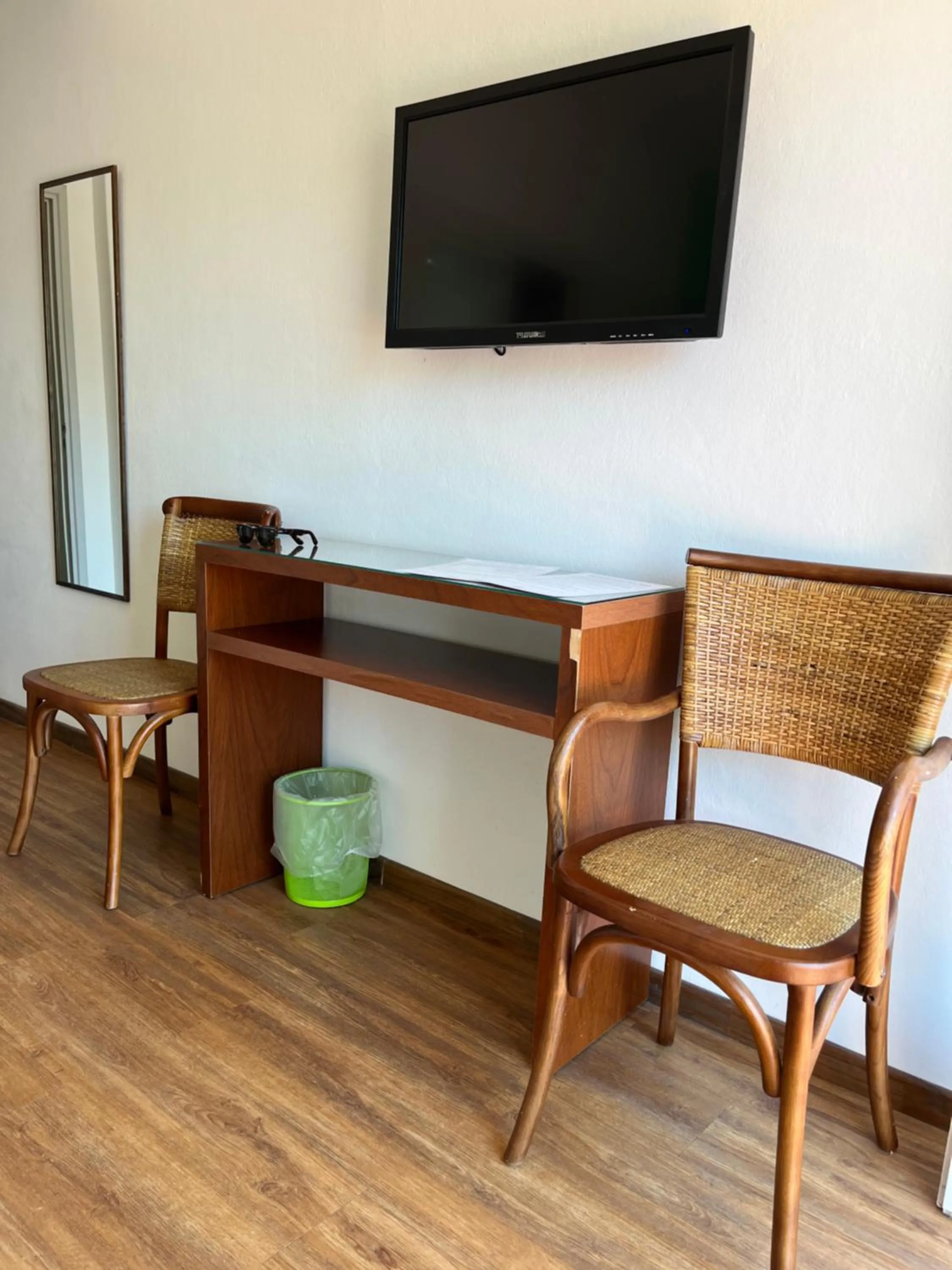 TV and multimedia in Hotel Tamariz