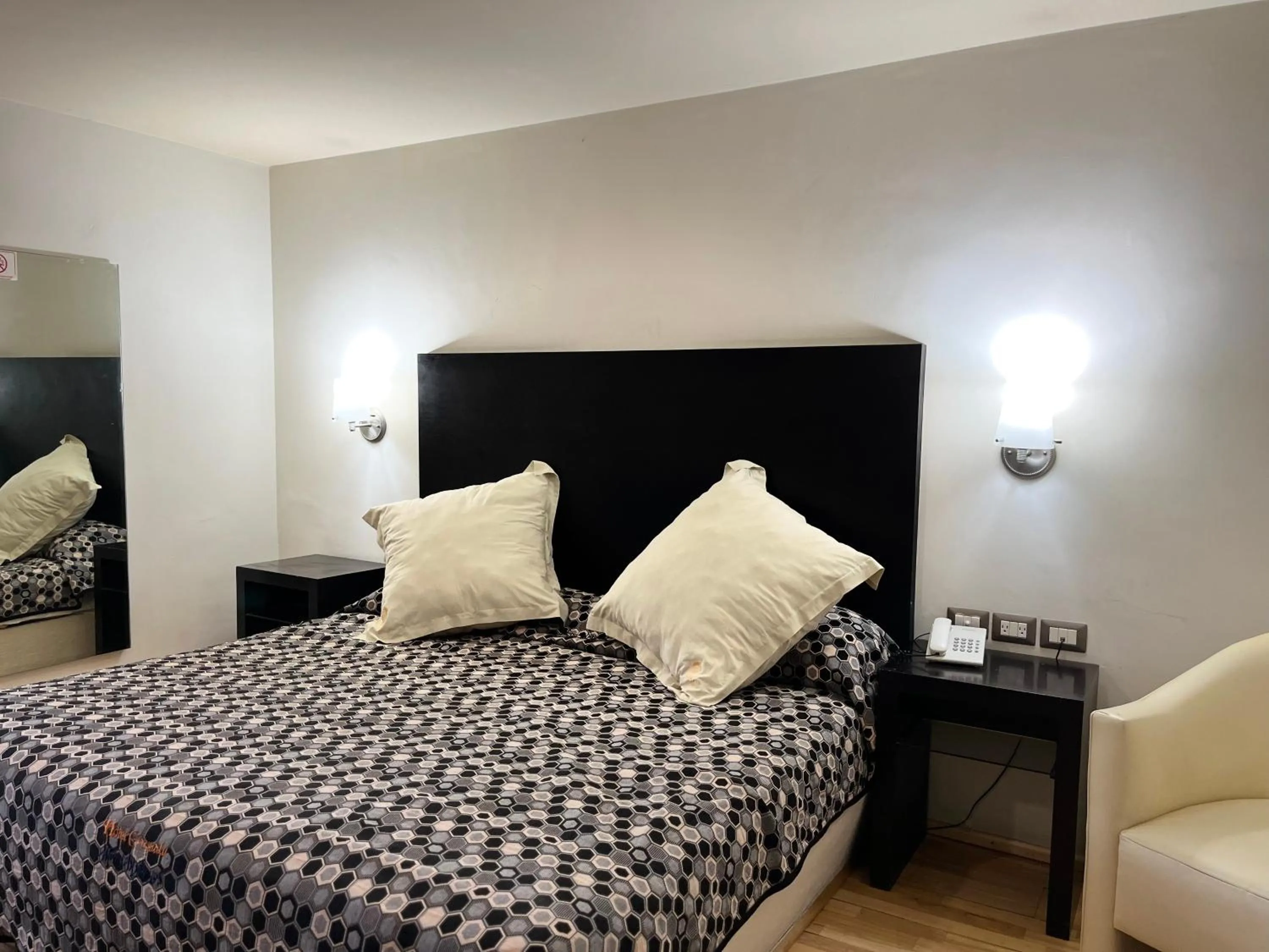 Bed in Hotel Granada