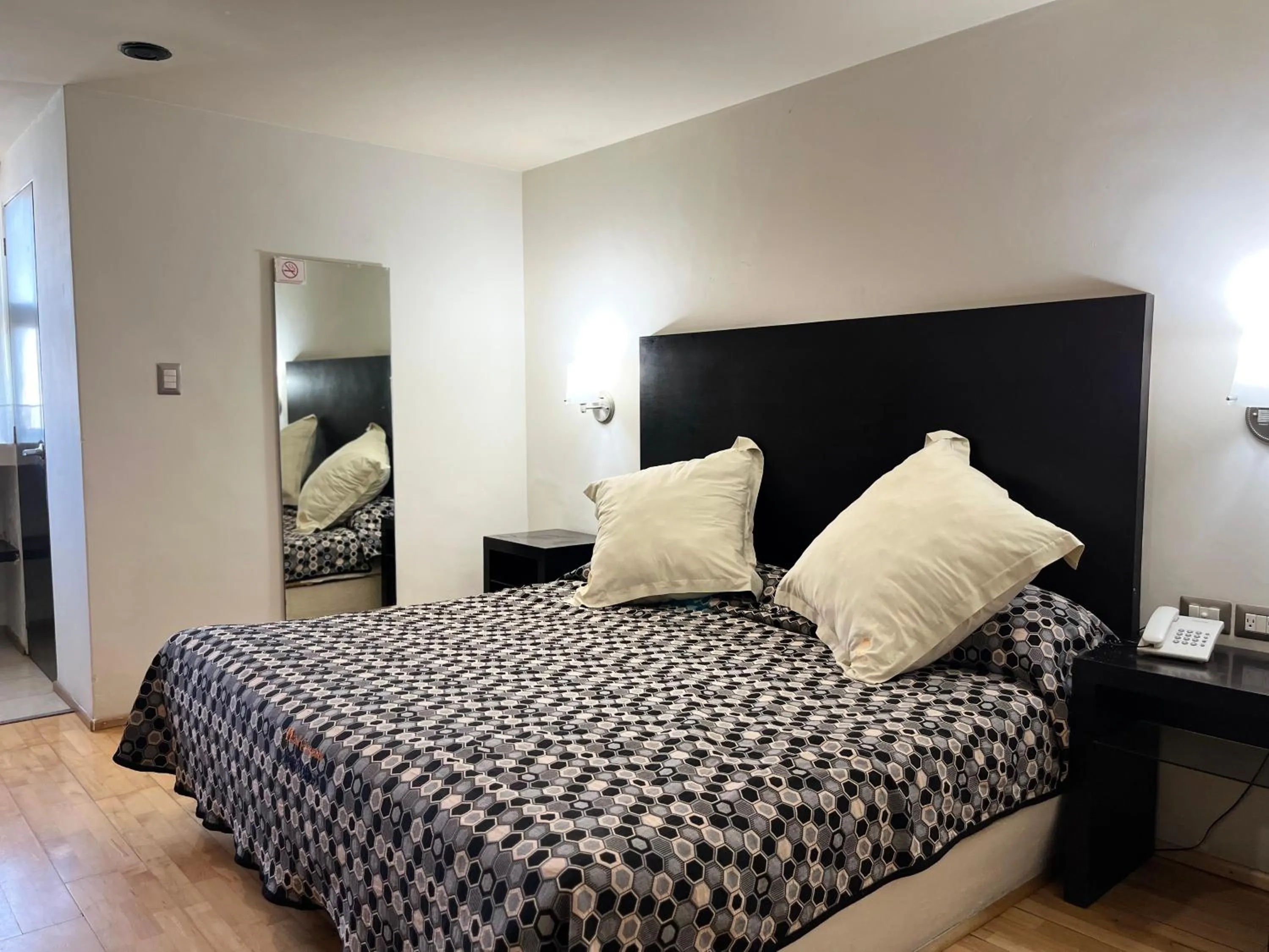 Bed in Hotel Granada