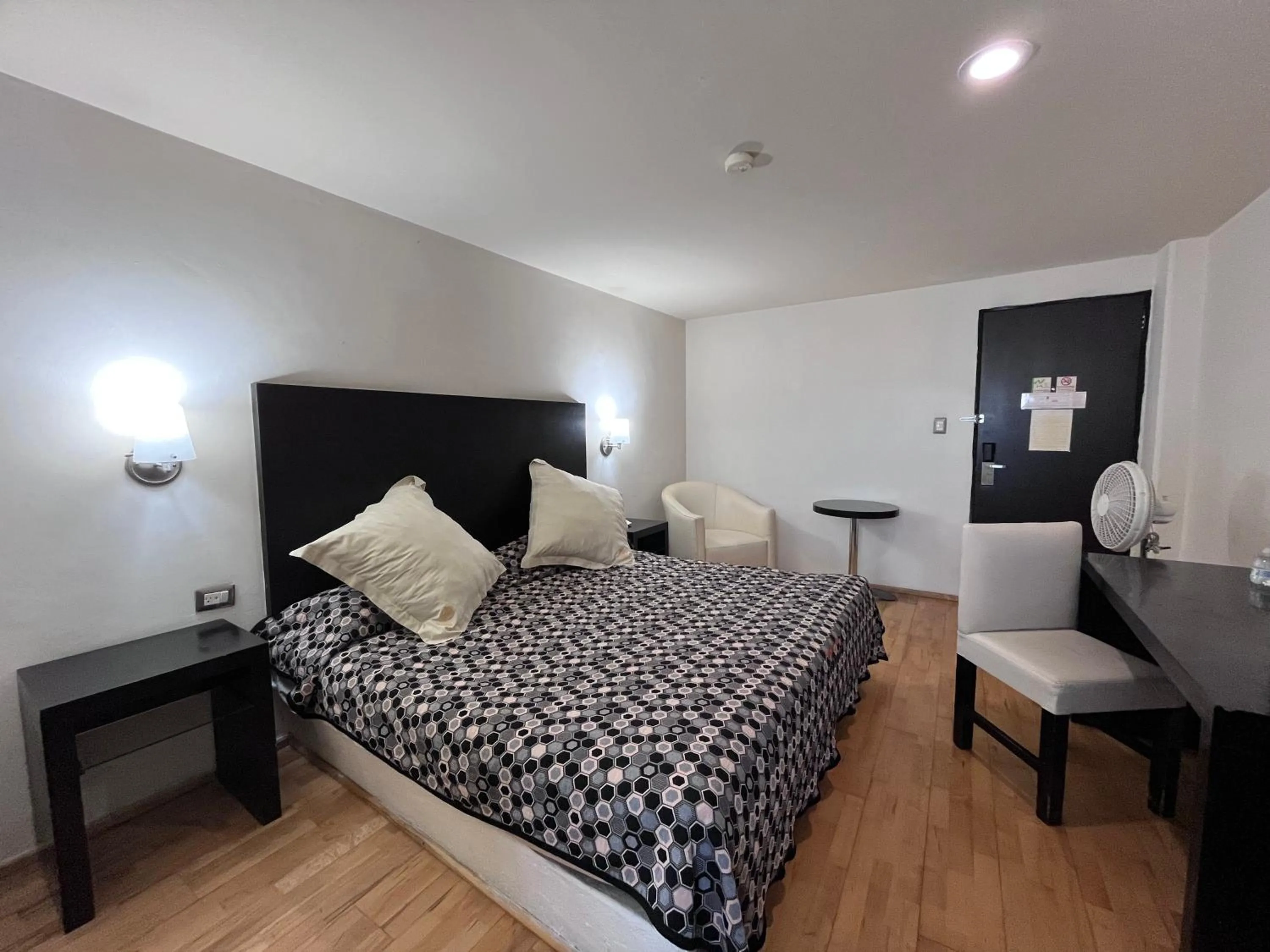 Bed in Hotel Granada