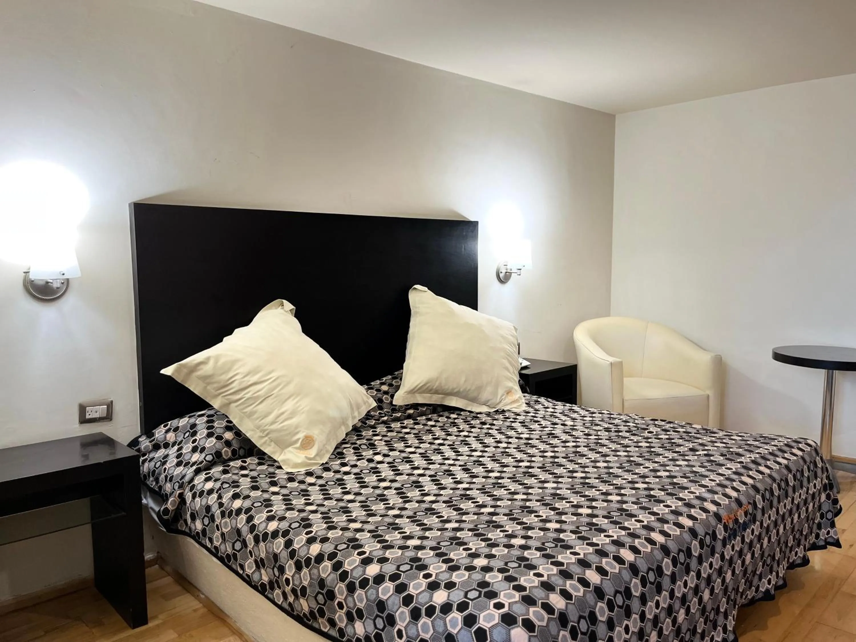 Bed in Hotel Granada