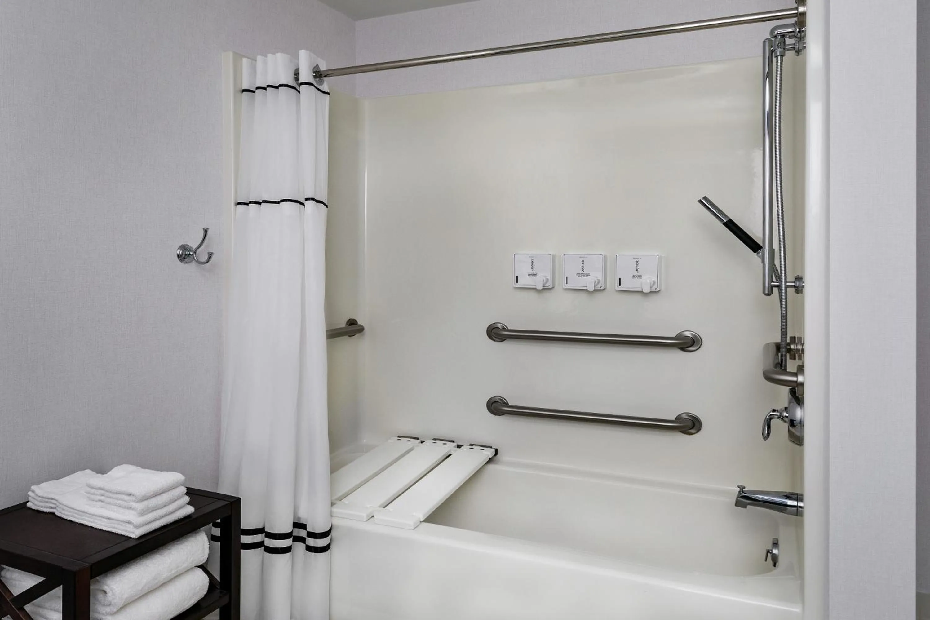 Bathroom in The Brunswick Hotel