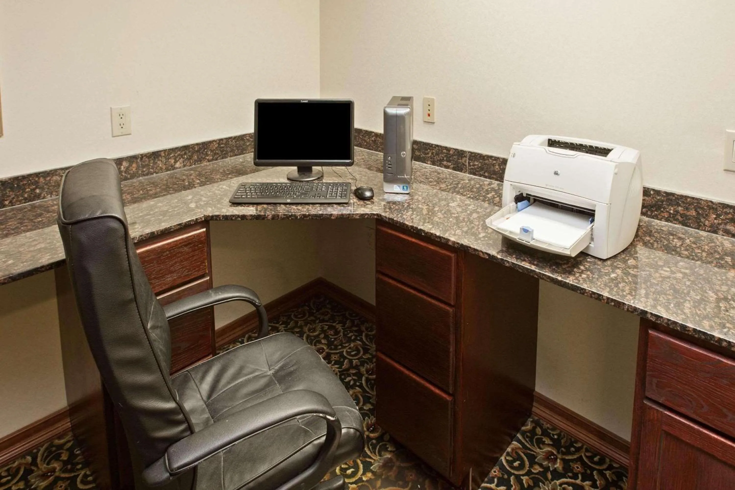 Business facilities in Country Inn & Suites by Radisson, Elkhart North