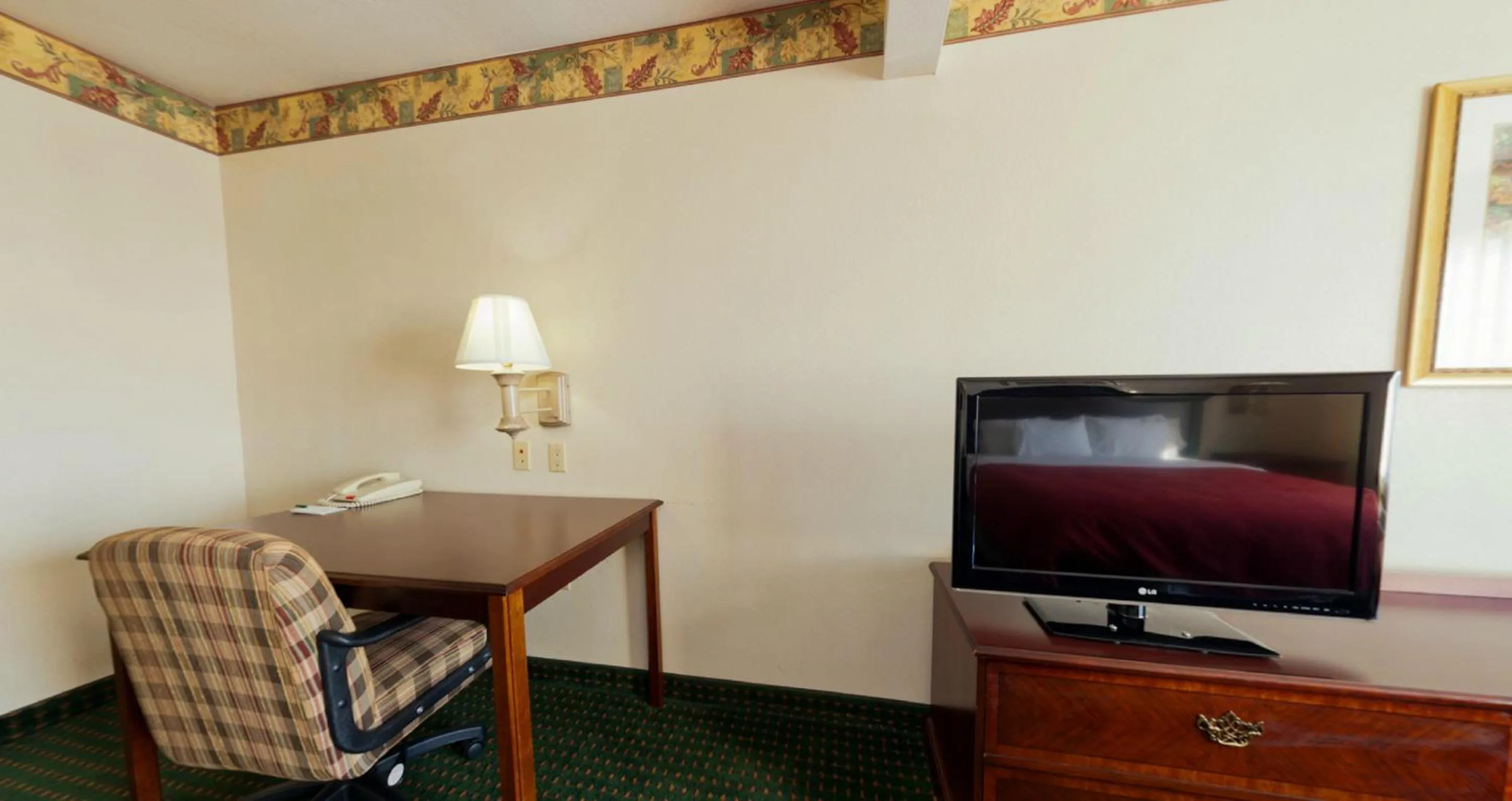 Decorative detail in Country Inn & Suites by Radisson, Elkhart North