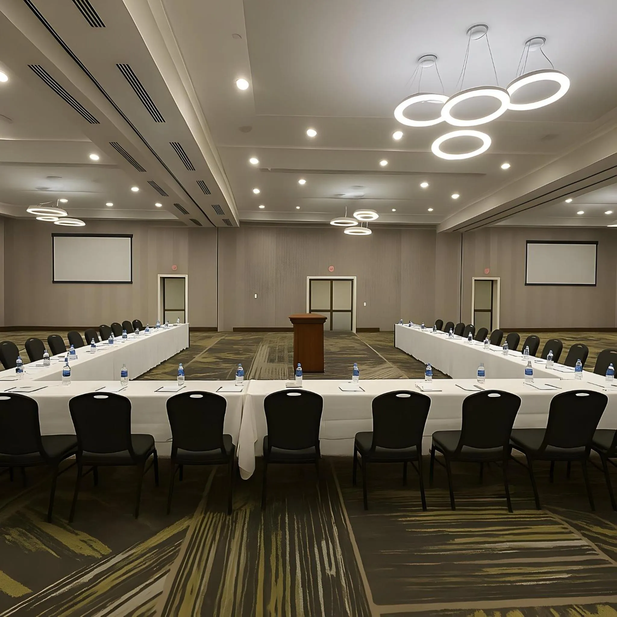 Meeting/conference room in Holiday Inn & Suites Houston NW - Willowbrook by IHG