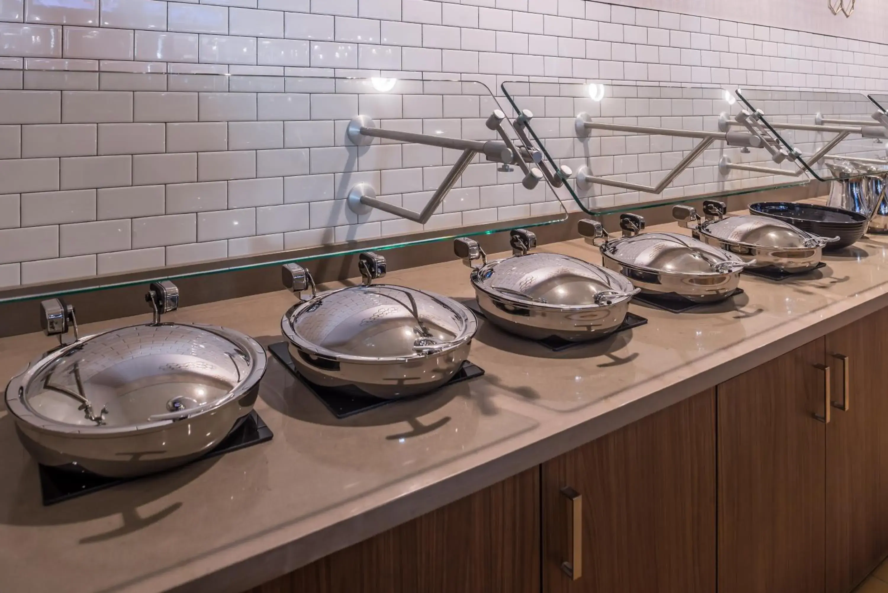 Restaurant/places to eat in Holiday Inn Joplin by IHG Restaurant/places to eat in Holiday Inn Joplin by IHG