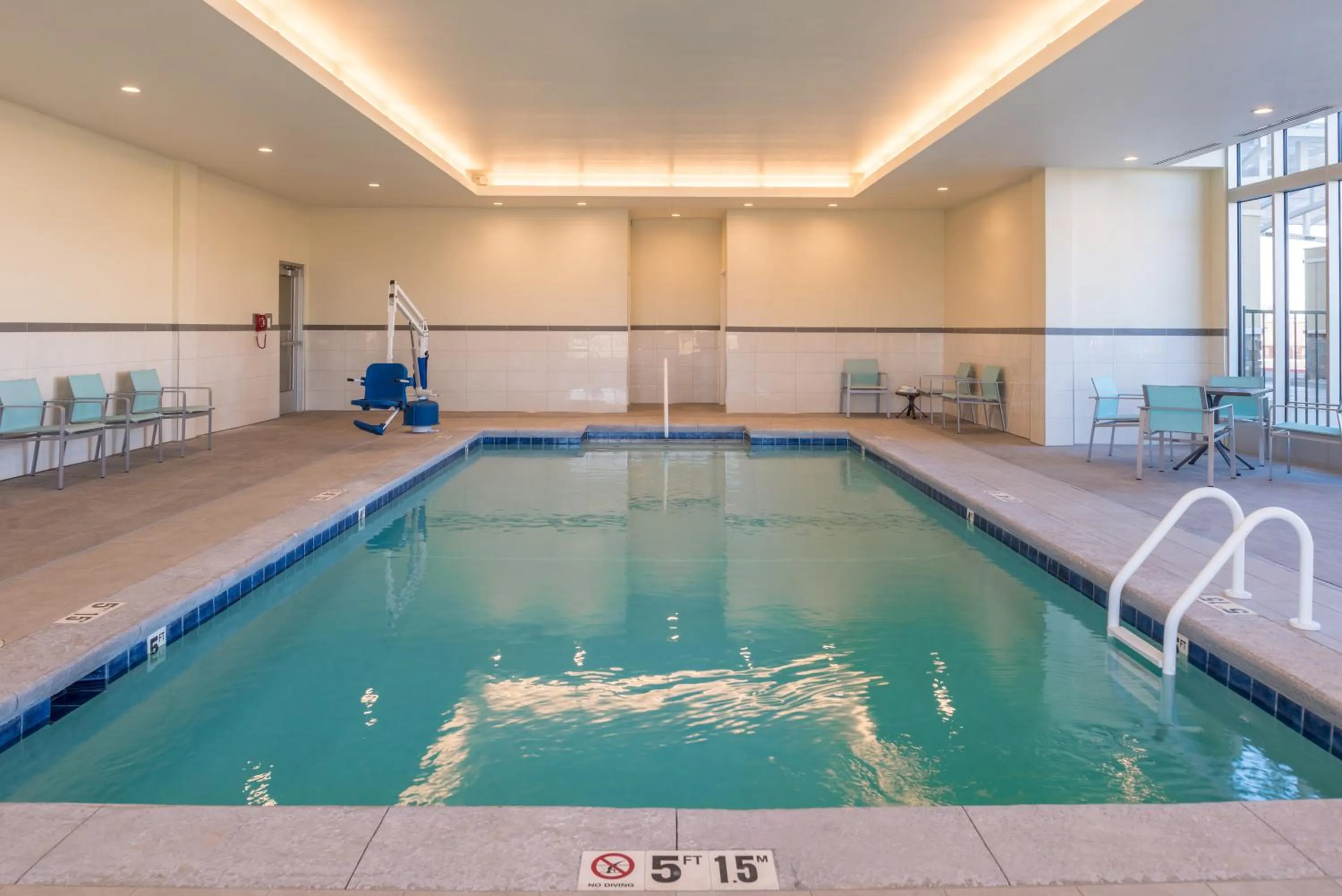 Swimming pool in Holiday Inn Joplin by IHG