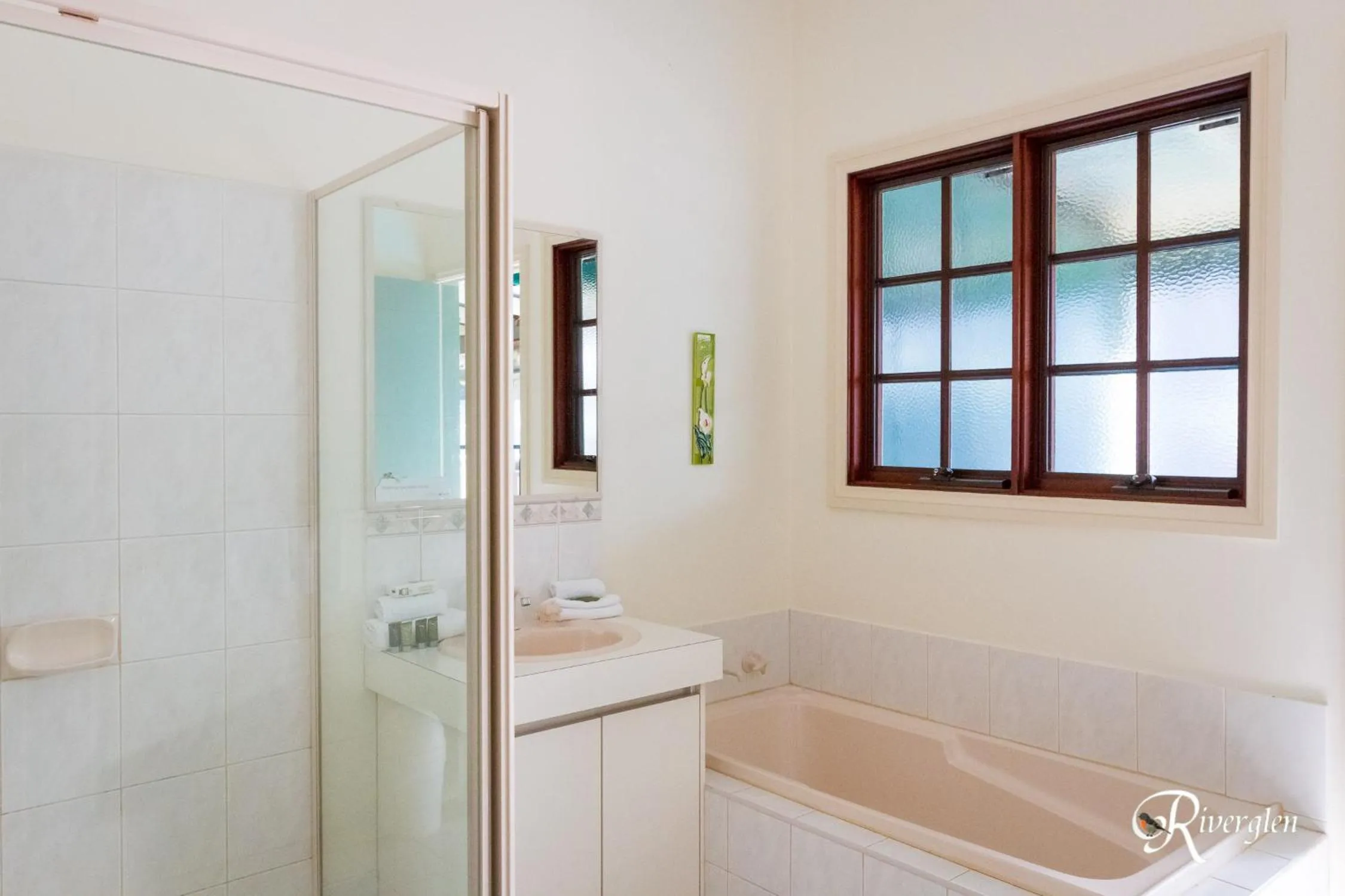 Bathroom in Riverglen Chalets