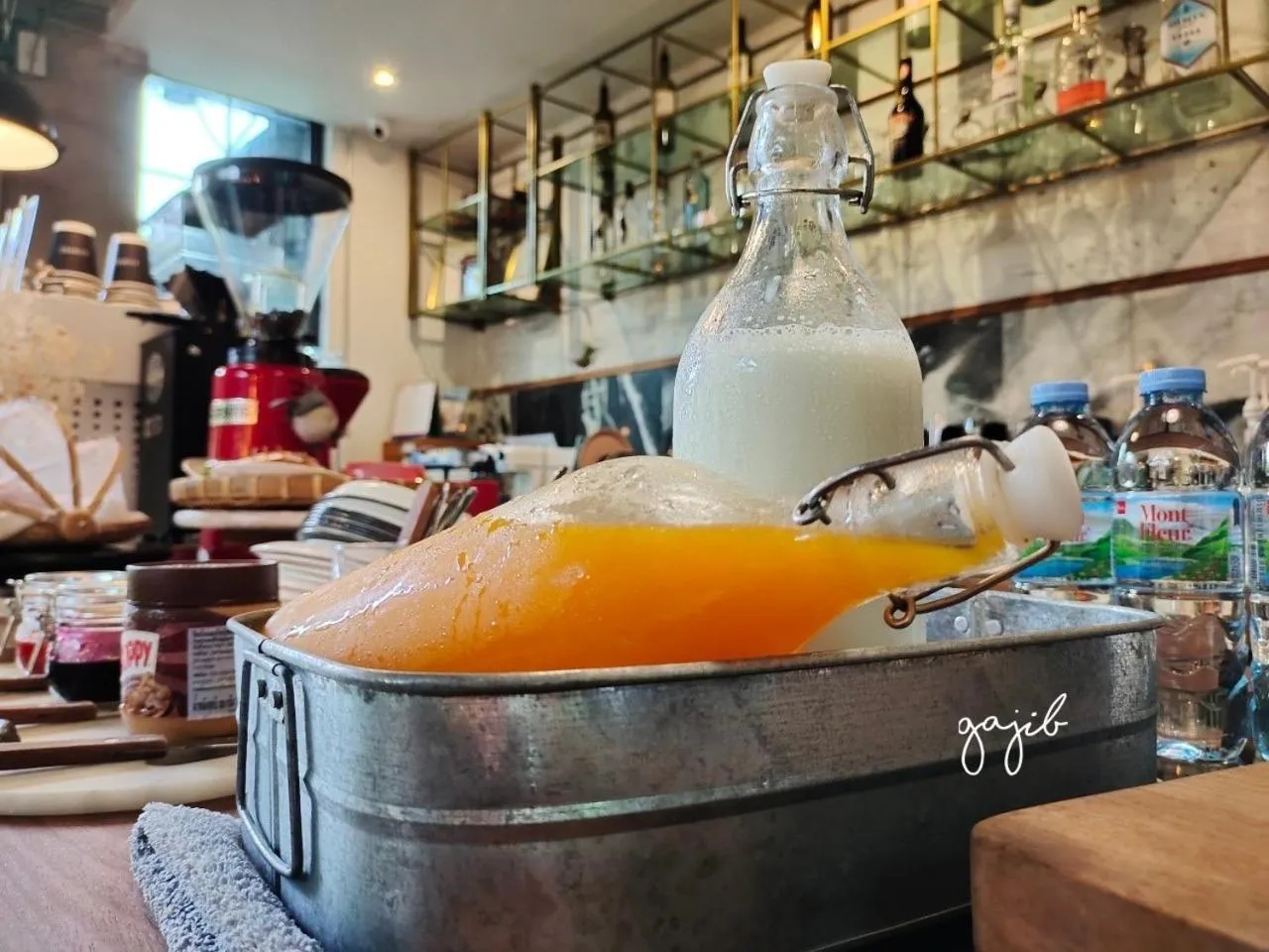 Food in Gajib Bed&Breakfast