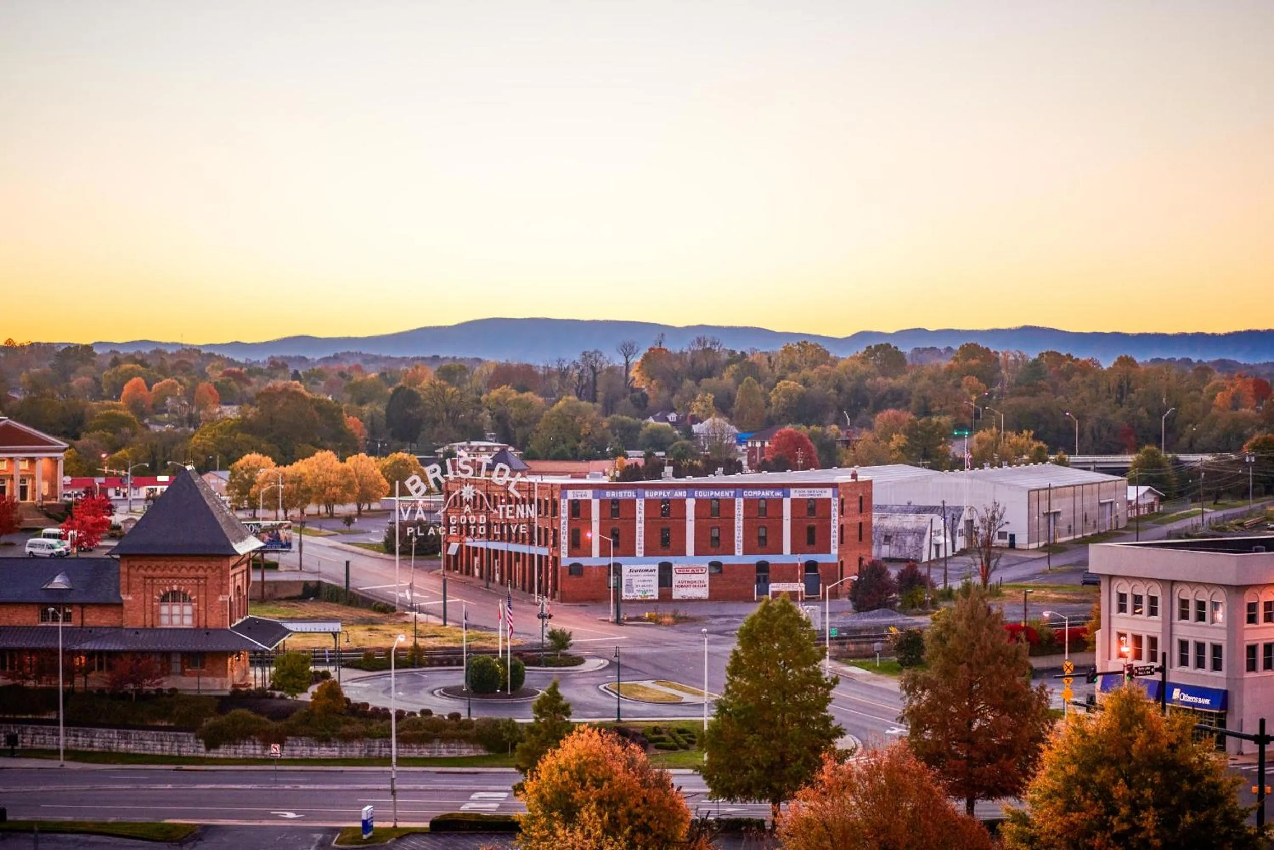 Neighbourhood in The Bristol Hotel