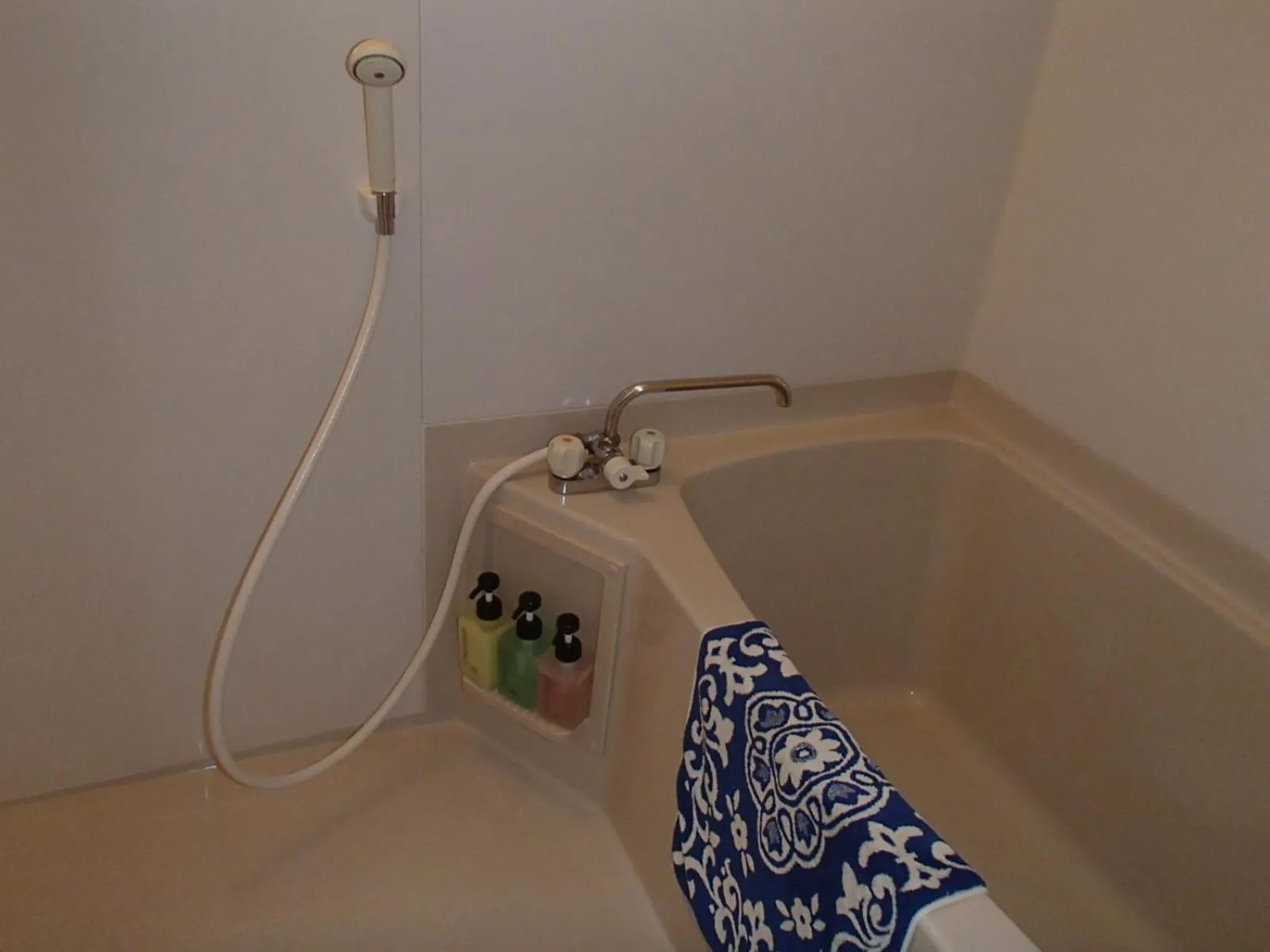 Shower in Rosenheim Hakuba