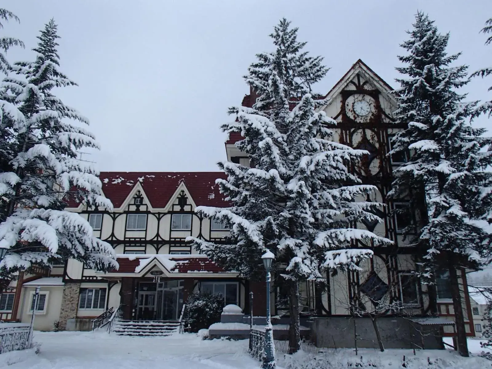 Facade/entrance, Winter in Rosenheim Hakuba