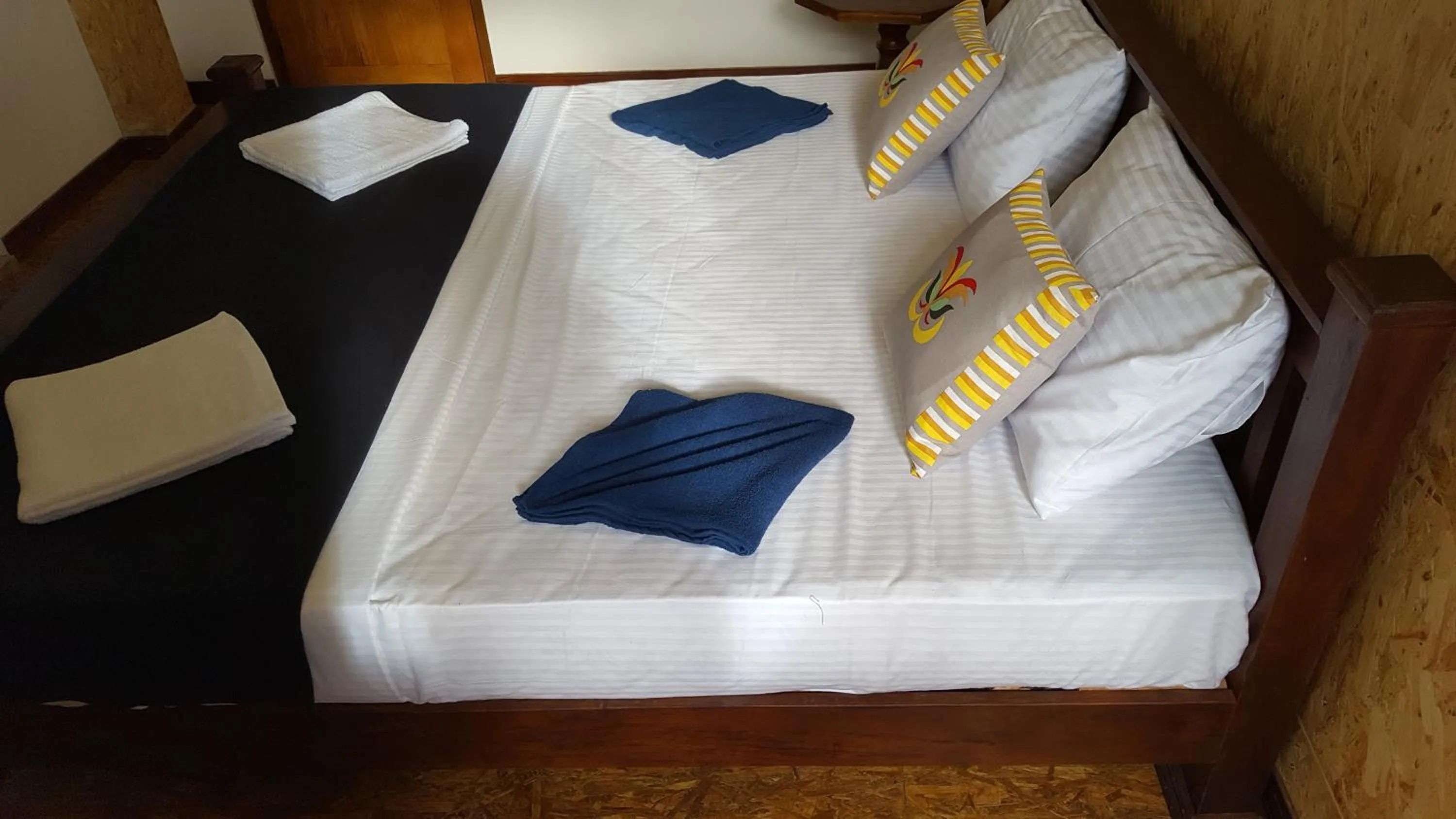 Balcony/Terrace, Bed in Ella Nature Life Guest & Resturant