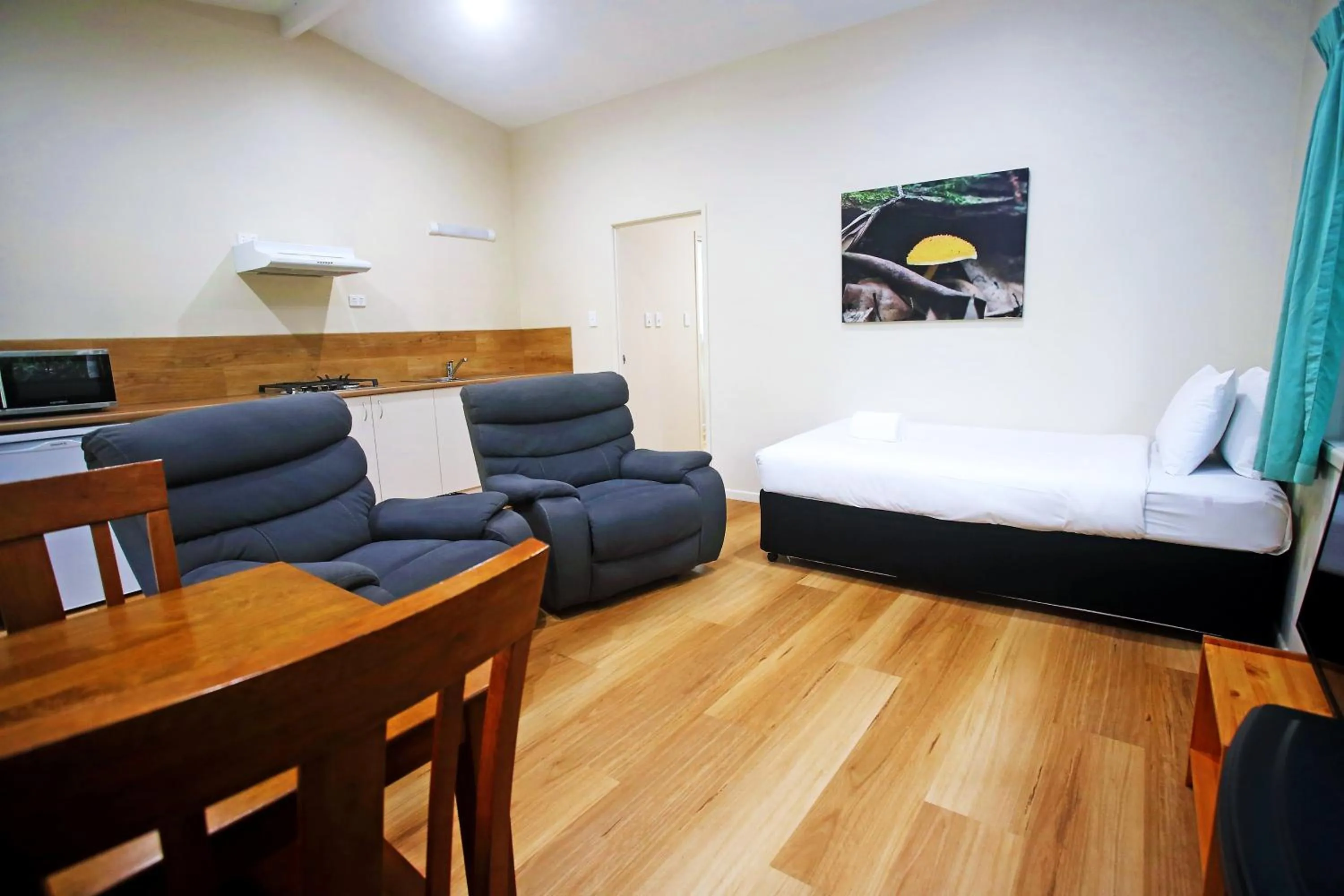 Bed in Chambers Wildlife Rainforest Lodges