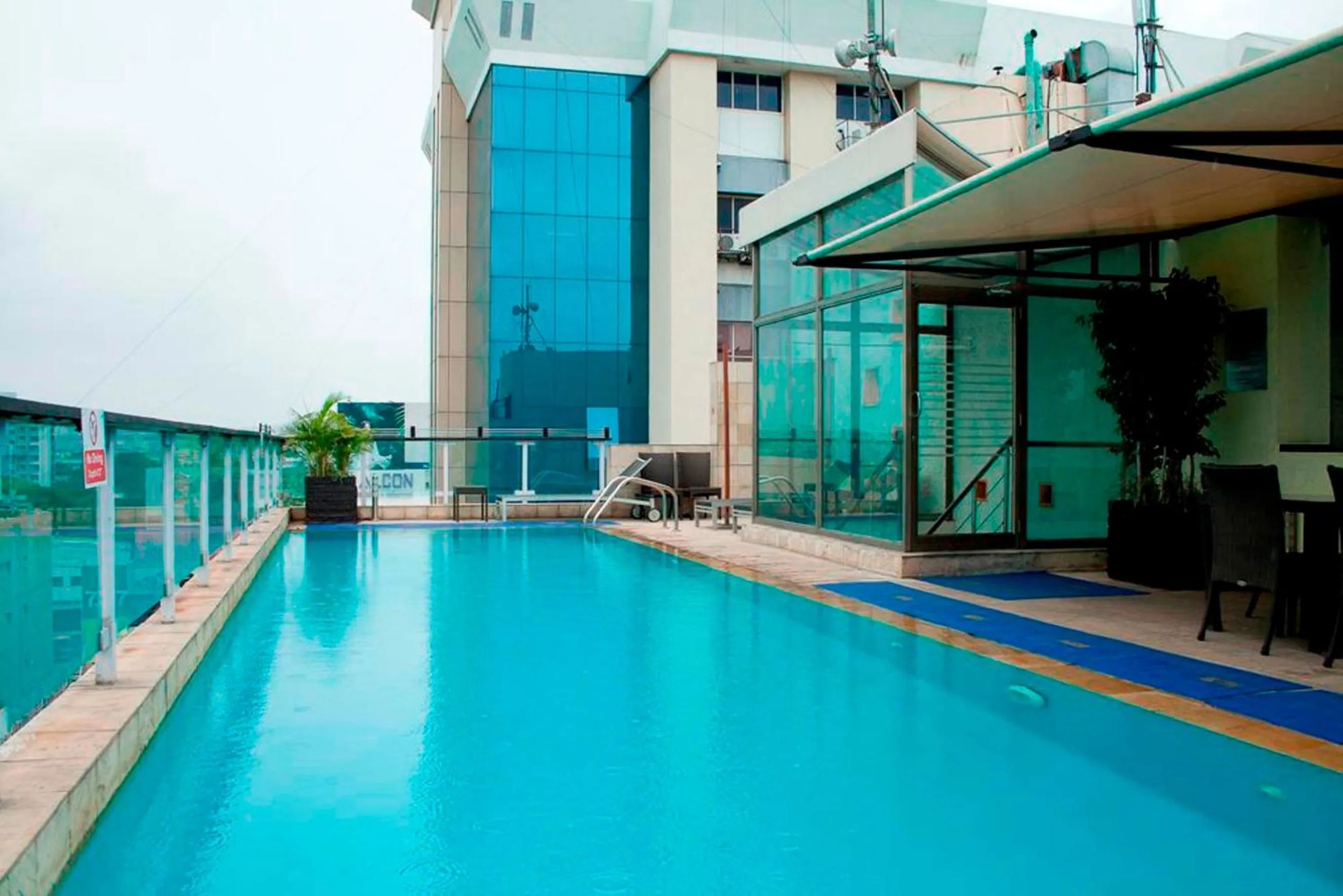 Swimming pool in The Central Park
