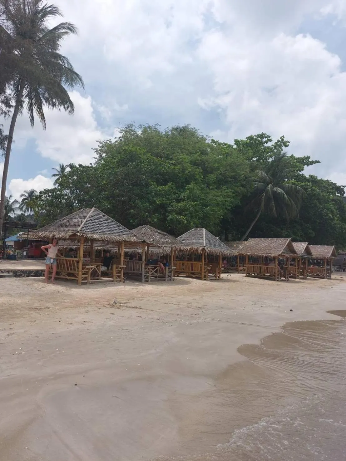 Bonny Hotel 4 Floors No Elevator