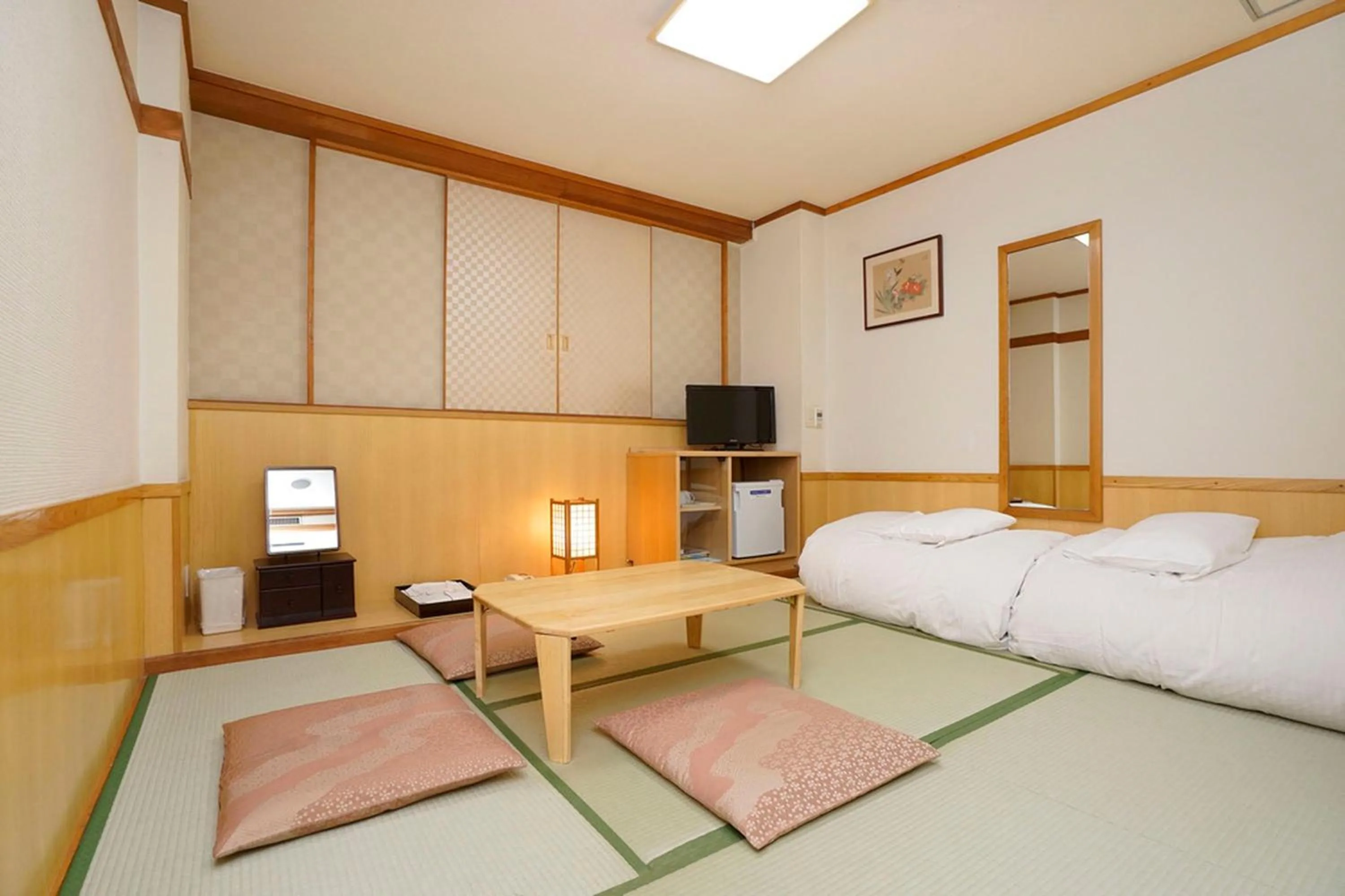 Photo of the whole room, Bed in Central Hotel Sasebo