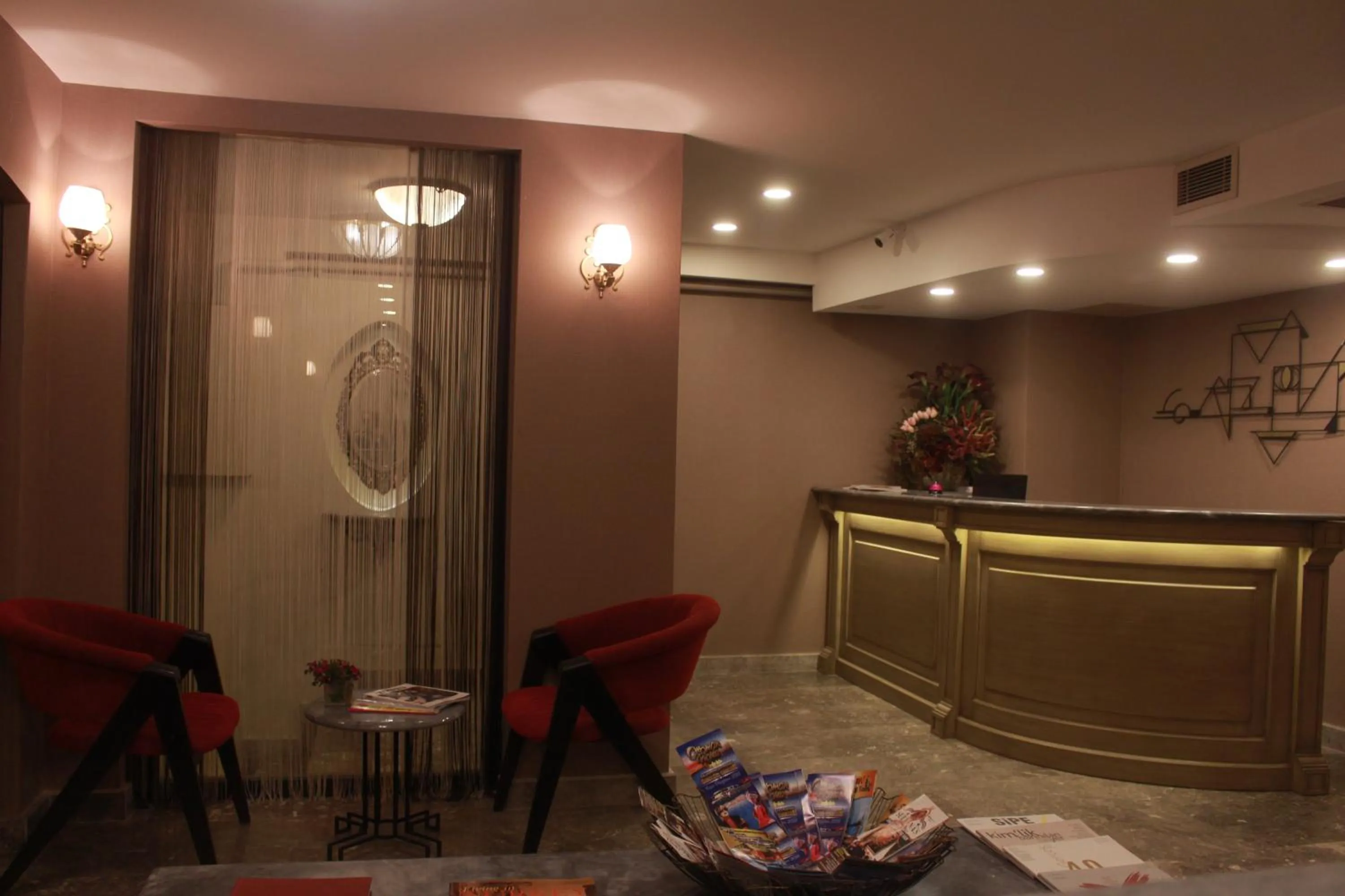 Lobby or reception in Endless Comfort Hotel Taksim