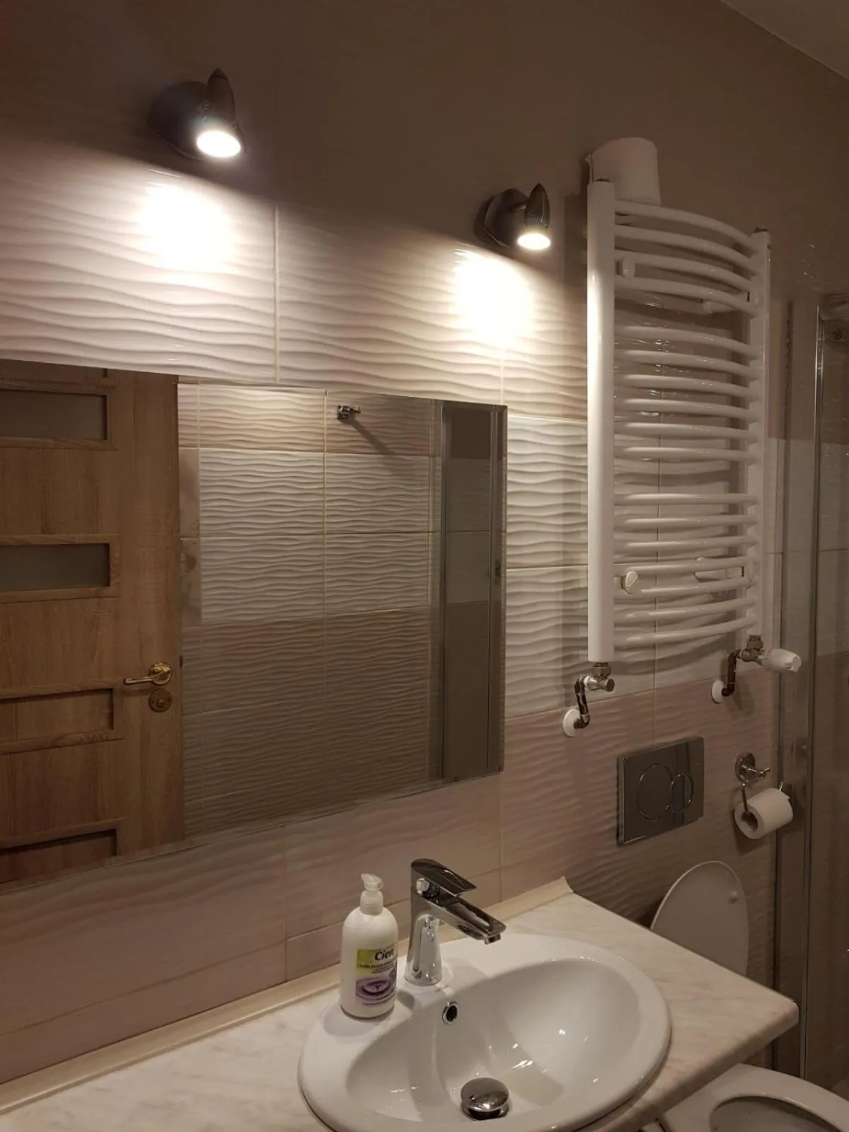 HOTEL "ZAUŁEK" Spółka Cywilna Zbigniew Świderski, Elżbieta Świderska