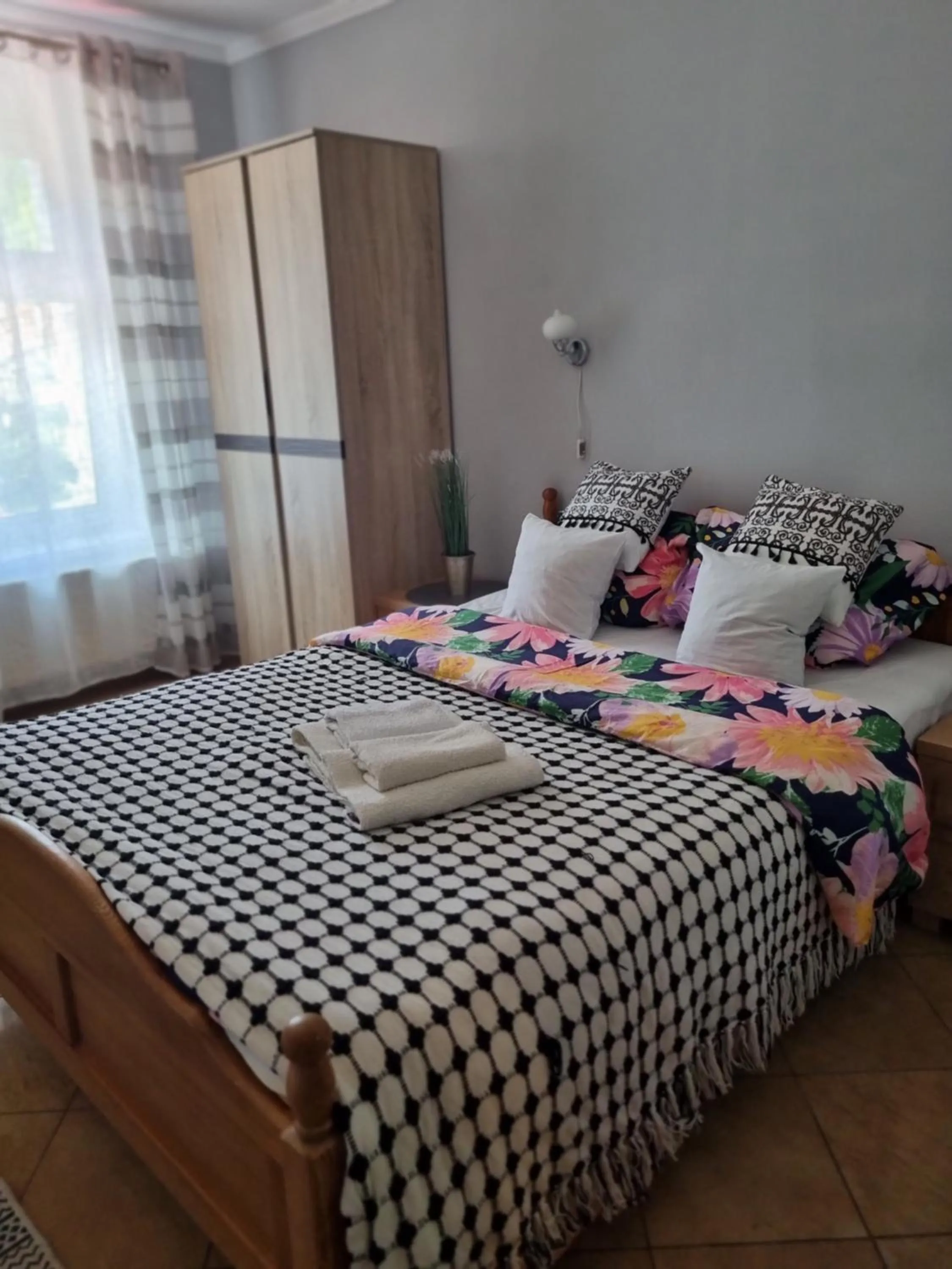 Bed in HOTEL "ZAUŁEK" Spółka Cywilna Zbigniew Świderski, Elżbieta Świderska