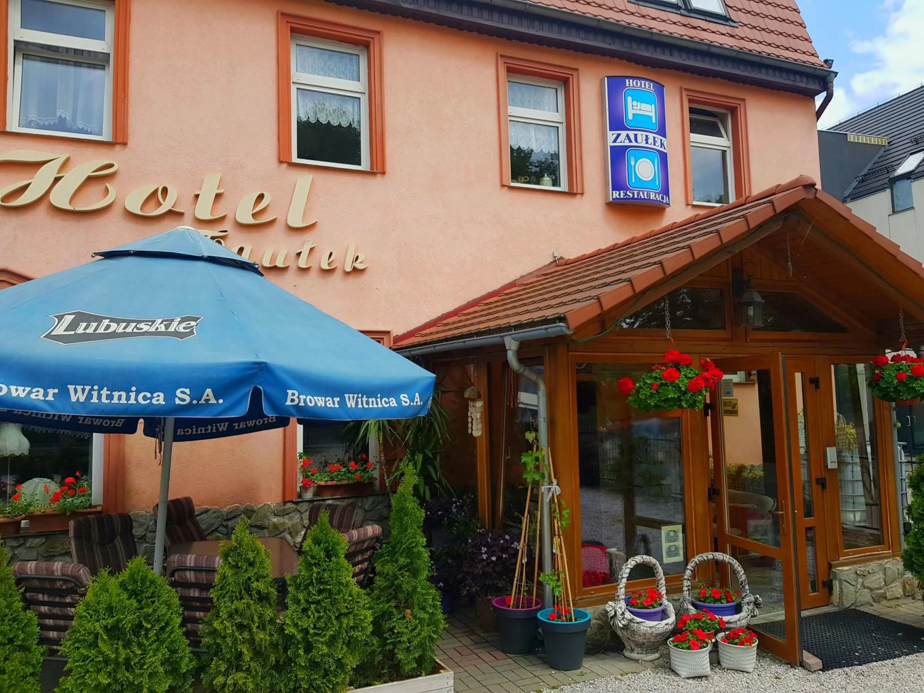 HOTEL "ZAUŁEK" Spółka Cywilna Zbigniew Świderski, Elżbieta Świderska