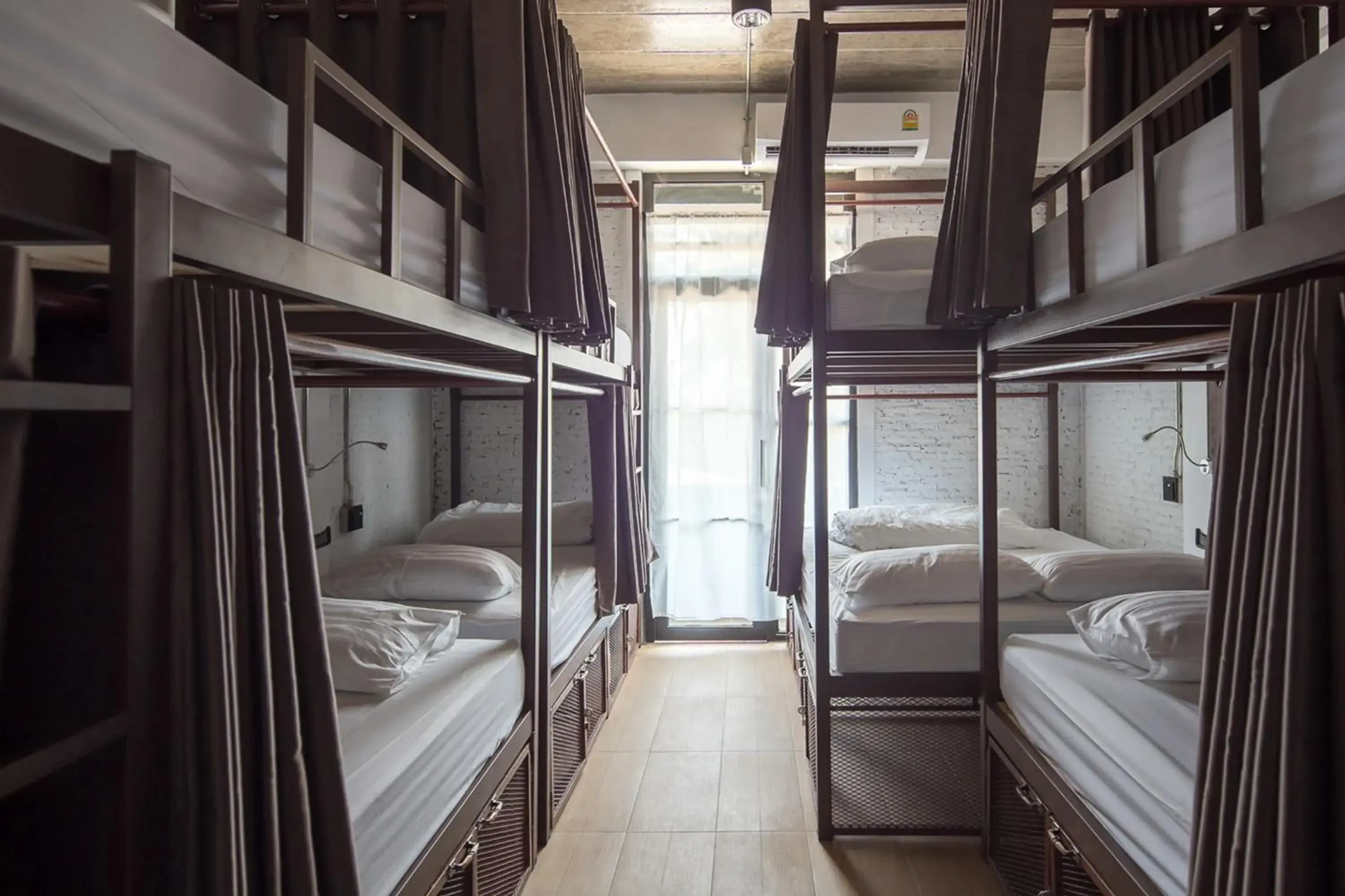 Bunk Bed in Mixed Dormitory Room in Yindee Travellers Lodge Bunk Bed in Mixed Dormitory Room in Yindee Travellers Lodge