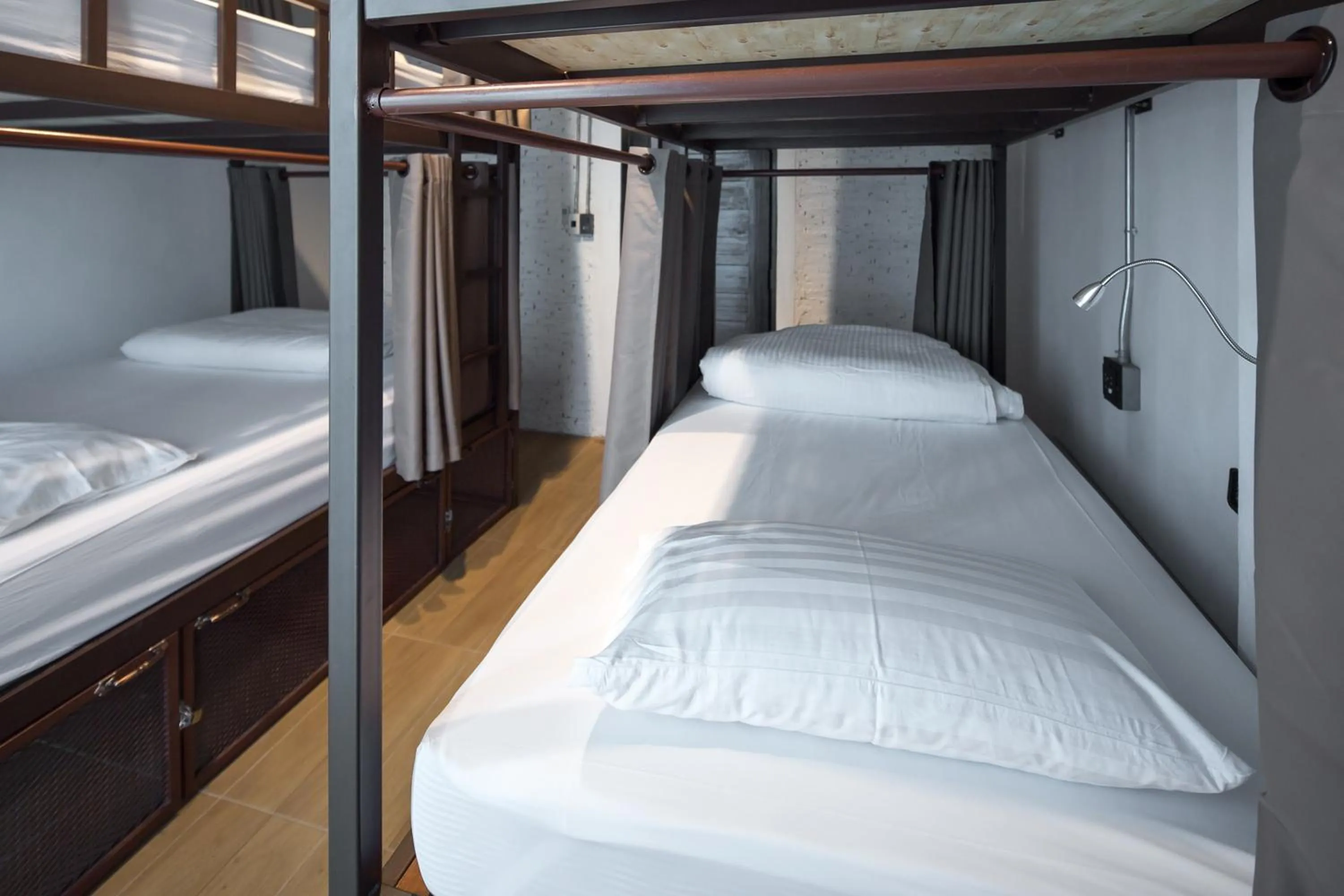 Bed in Yindee Travellers Lodge