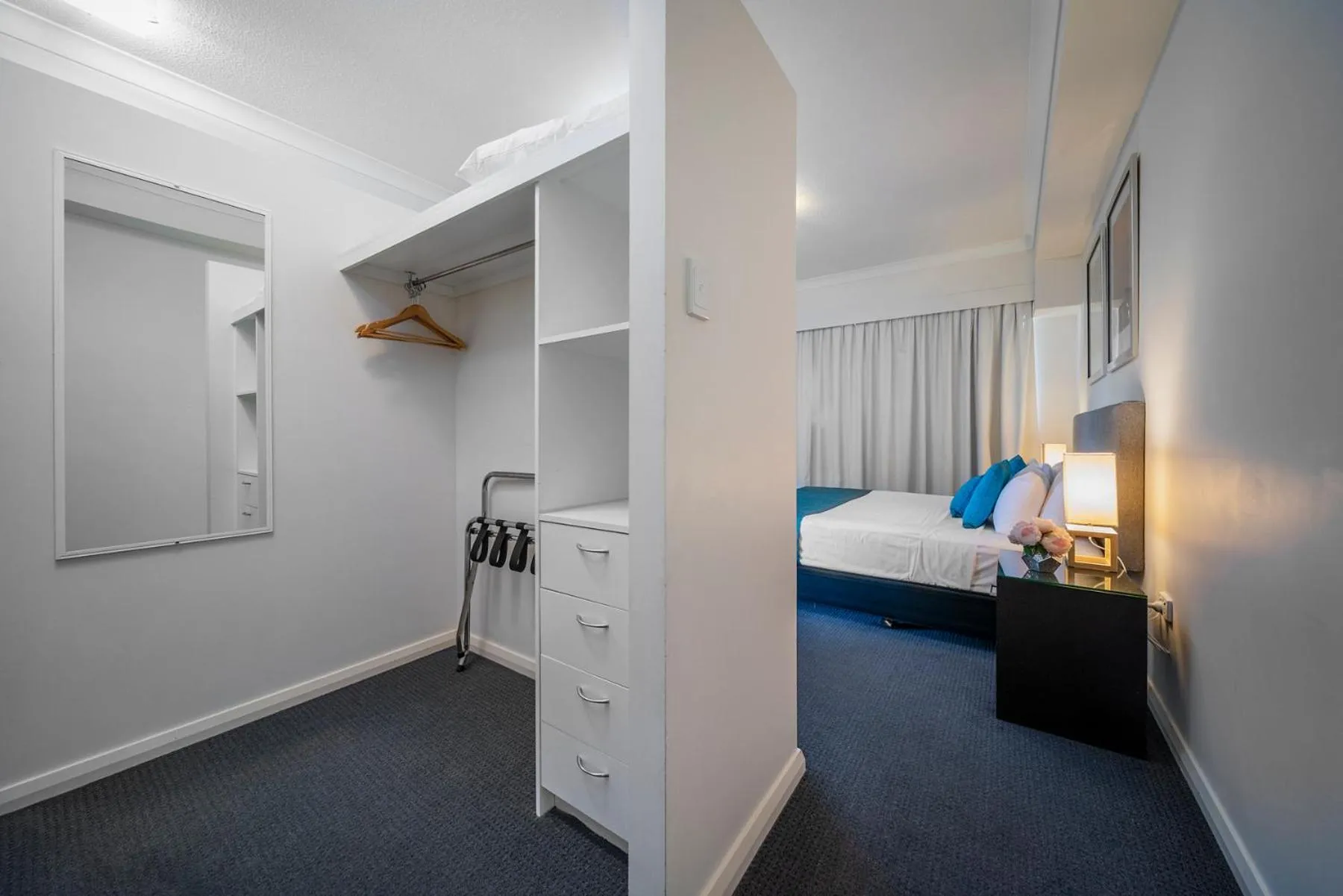 wardrobe, Bed in The Bay Apartments