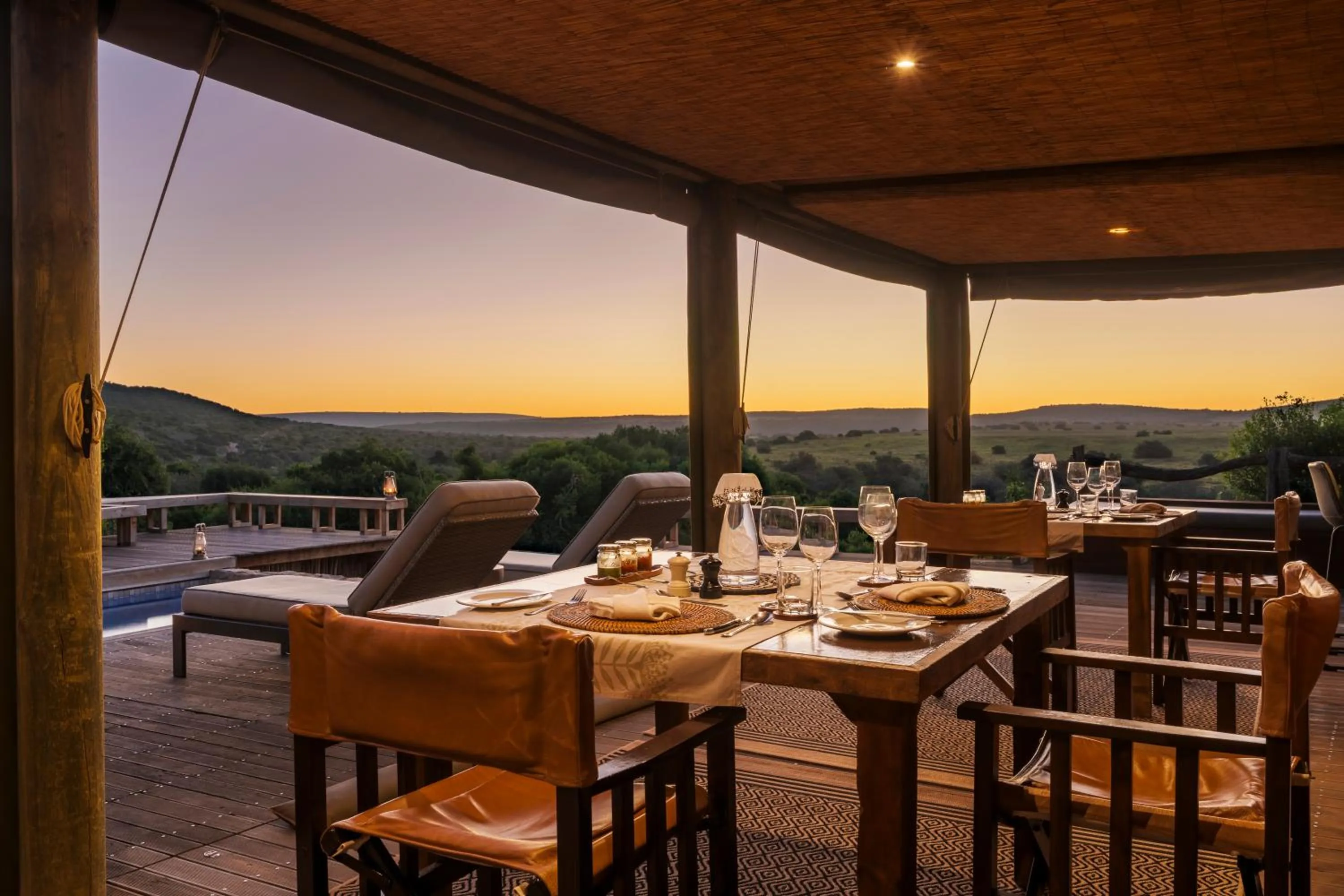 Natural landscape in HillsNek Safari Camp – Amakhala Game Reserve