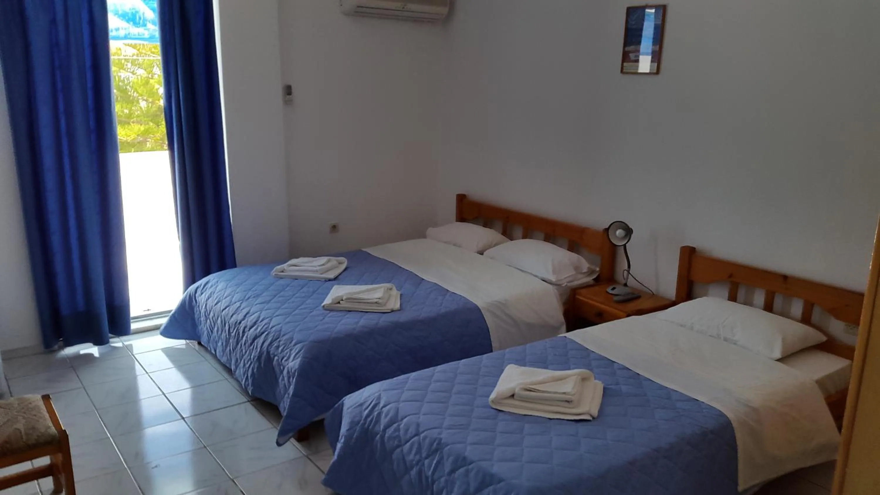 bunk bed in Esperides Hotel