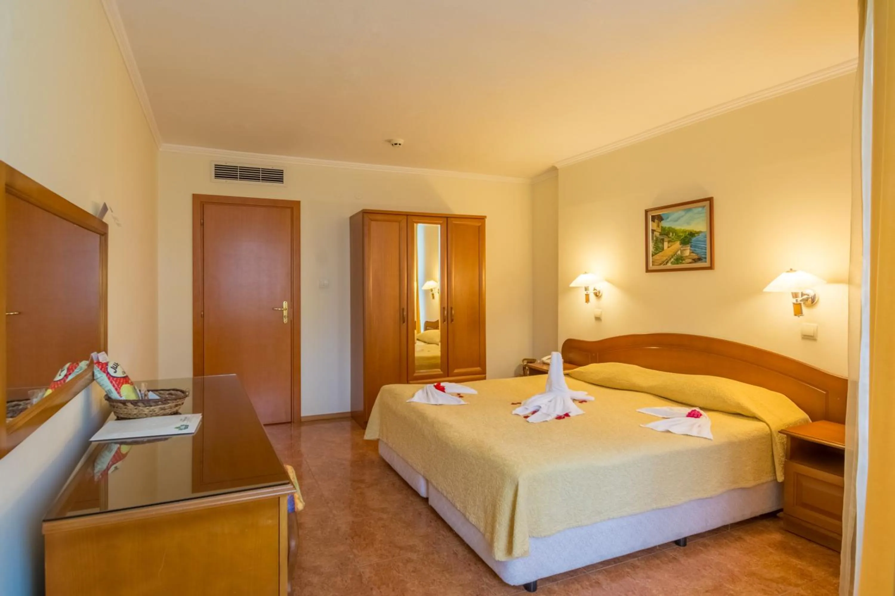 Bedroom, Bed in Hotel Villa List