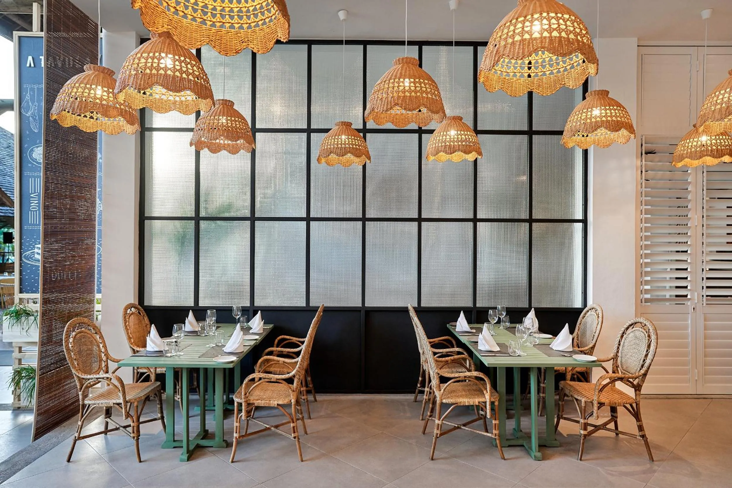 Restaurant/places to eat in The Ravenala Attitude