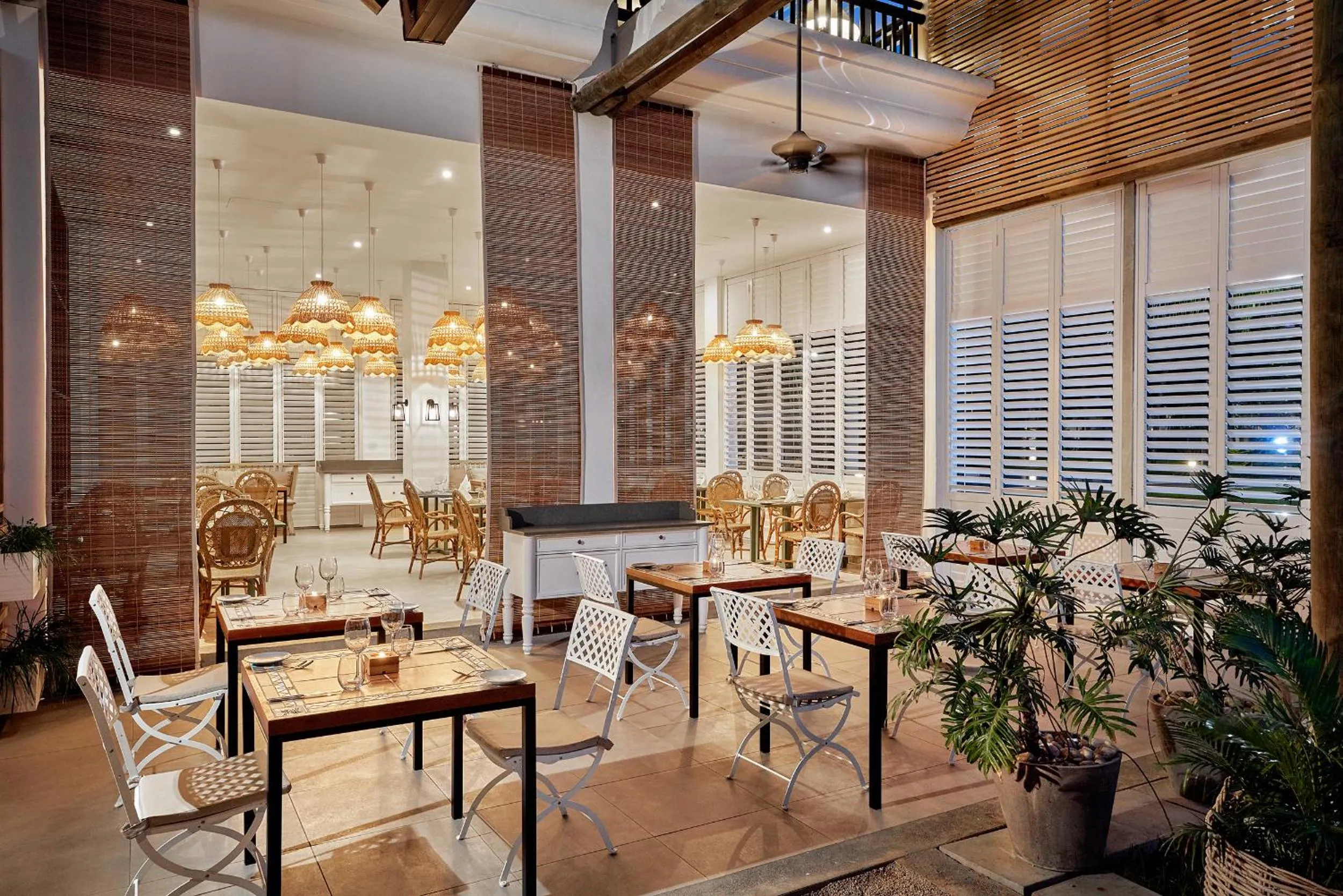 Restaurant/places to eat in The Ravenala Attitude