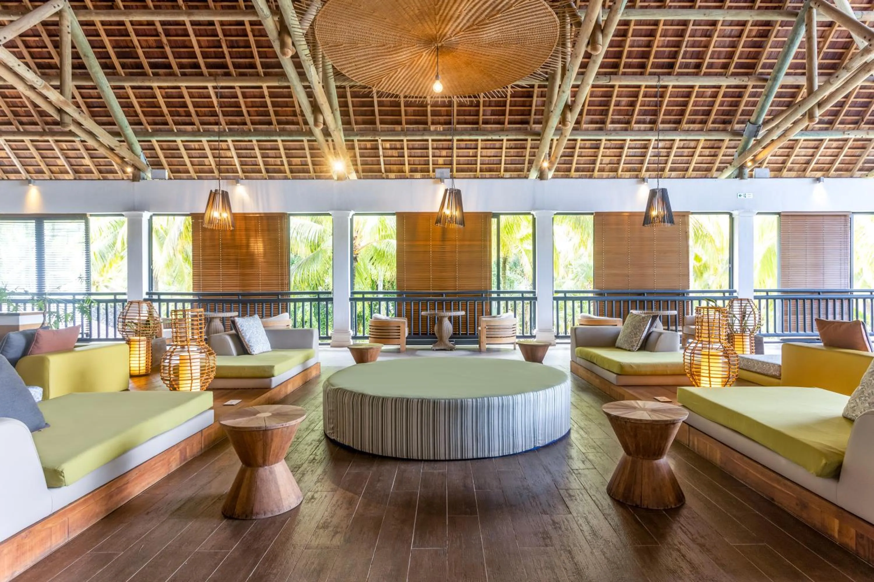 Lobby or reception in The Ravenala Attitude