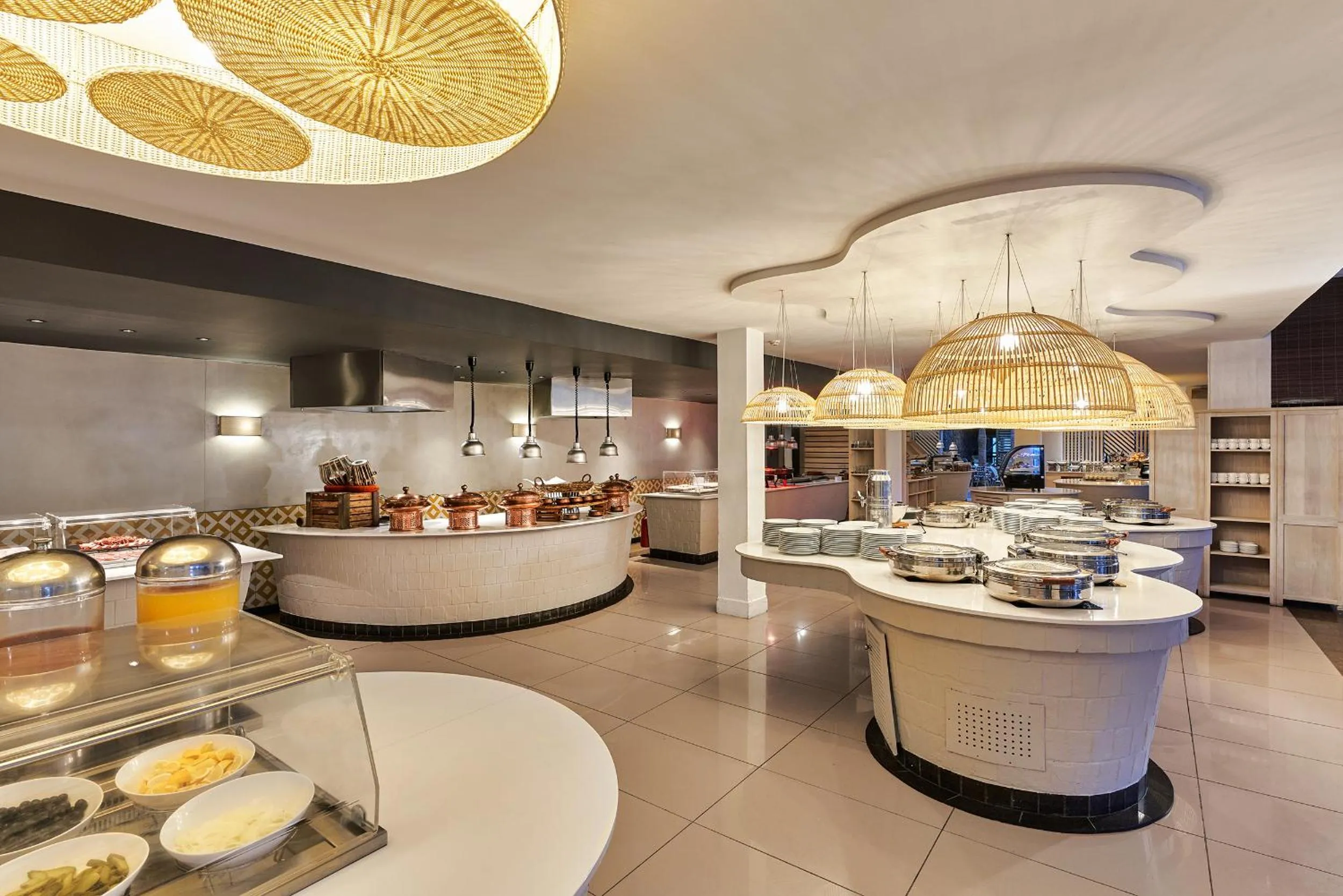 Restaurant/places to eat in The Ravenala Attitude