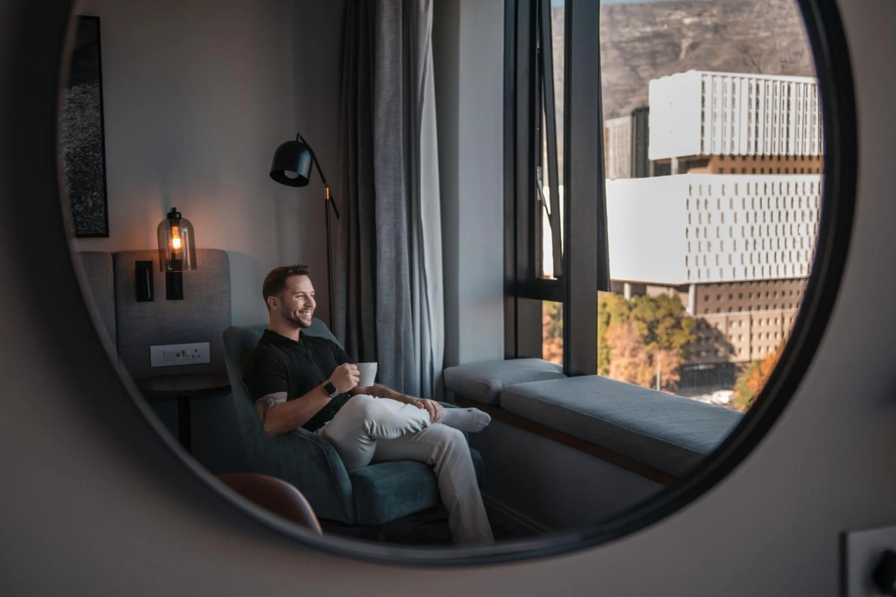 Bedroom, Bed in Radisson Hotel Cape Town Foreshore